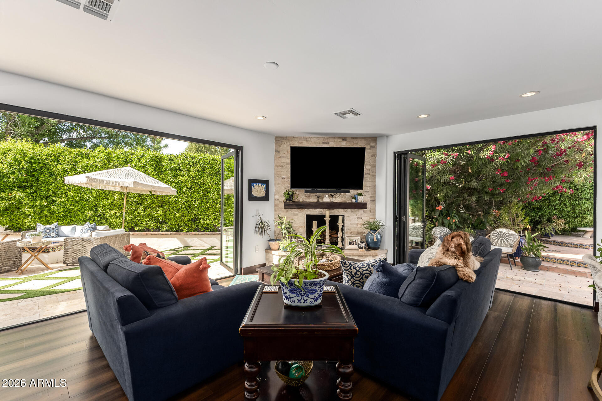 VISTA DEL LAGO LOT 1-49 TR A&B - Residential