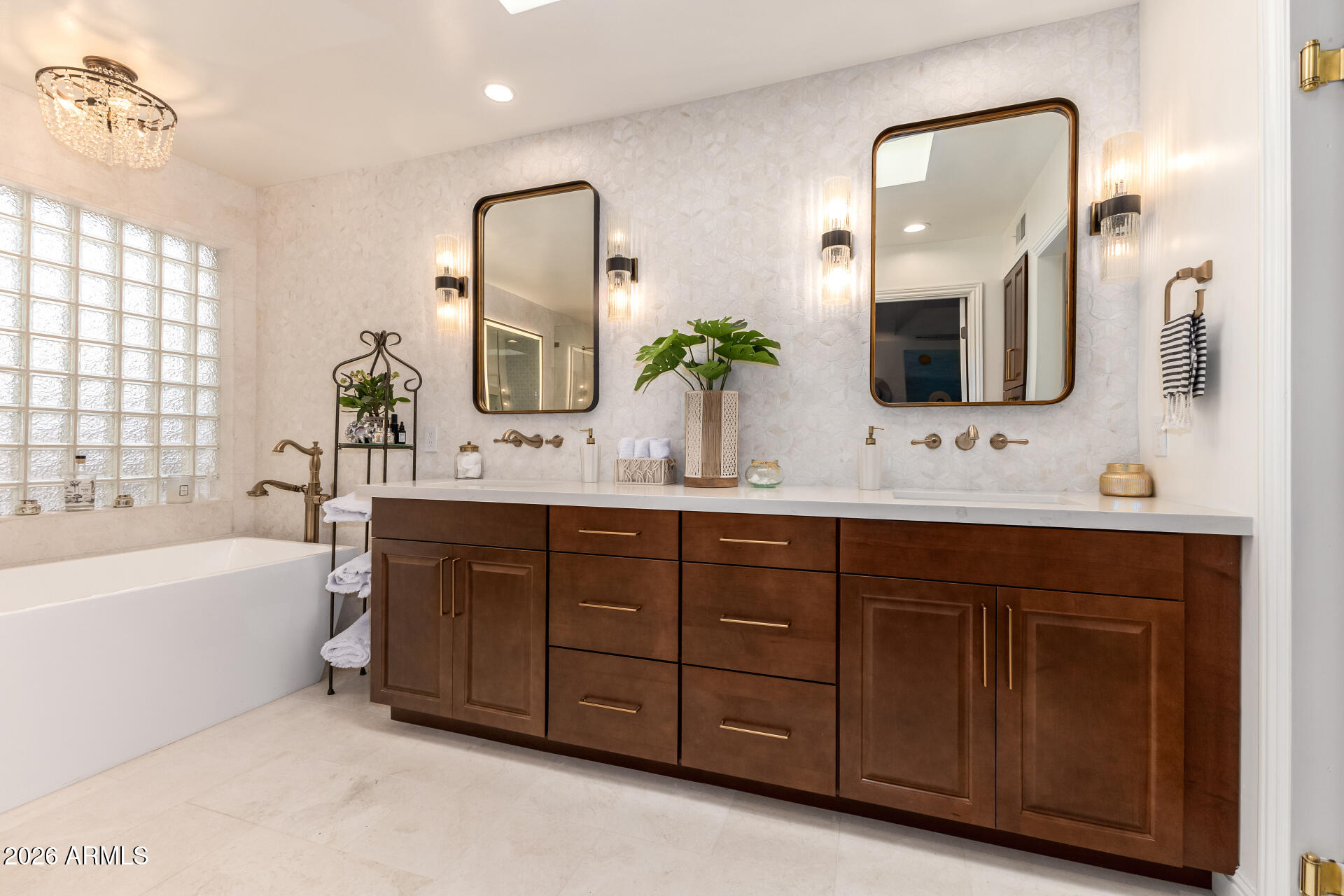 VISTA DEL LAGO LOT 1-49 TR A&B - Residential