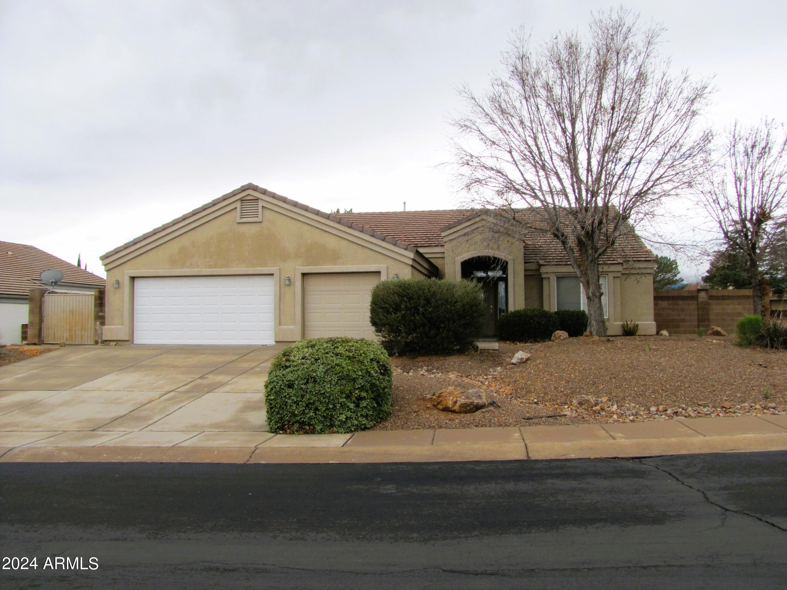 This beautiful 4BR/2BA/3CG, 2191 sq. ft. home is centrally located in Sierra Vista, AZ minutes from Ft. Huachuca, shopping schools and Canton Vista Medical Center. The home has an open floor plan with to living areas., fresh paint and new carpet. The kitchen has new granirte countersncludes and  S/S appliances.  The backyard has its own swimming pool. Call today.