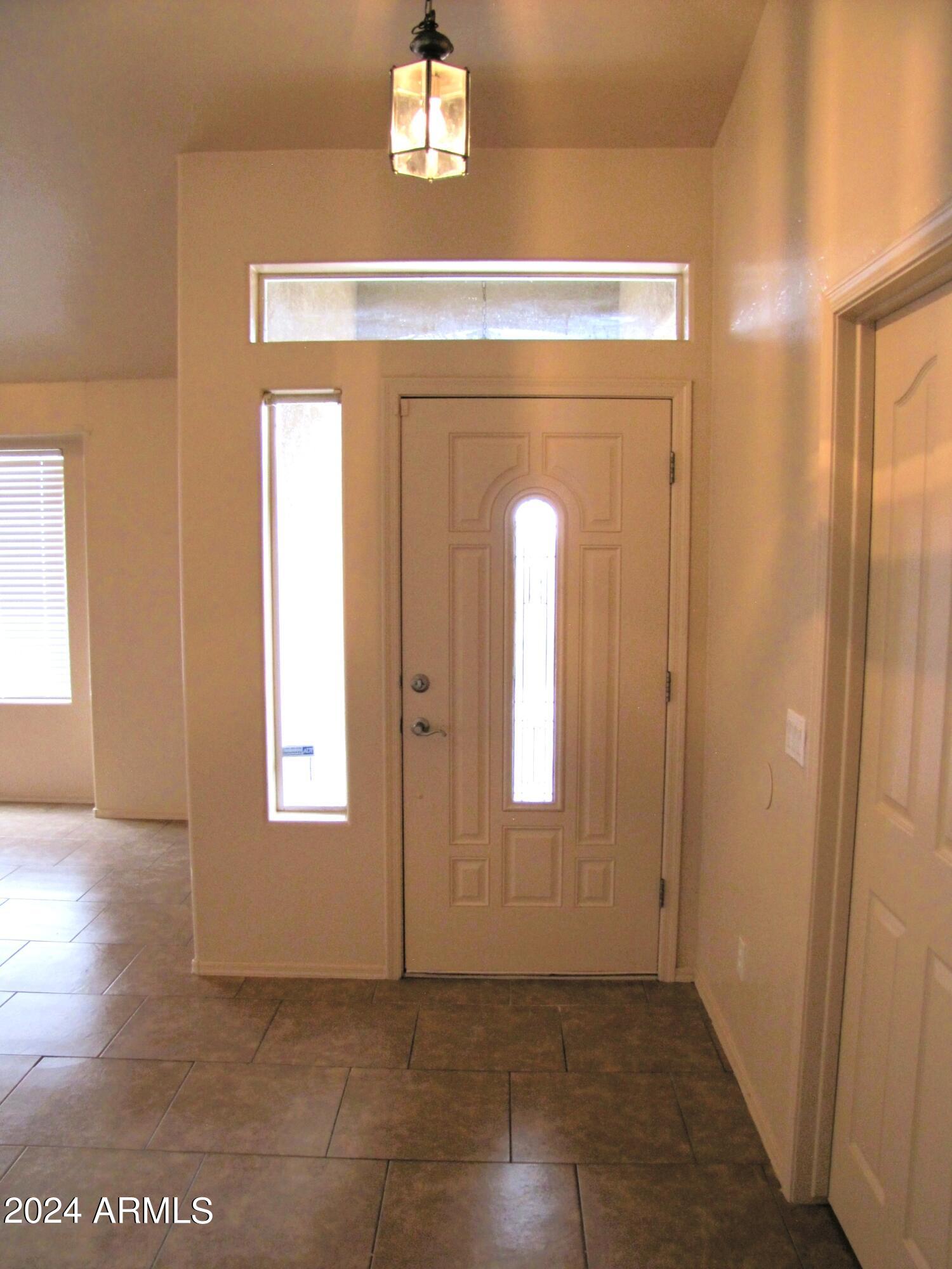 COUNTRY CLUB VILLAGE - Residential Lease