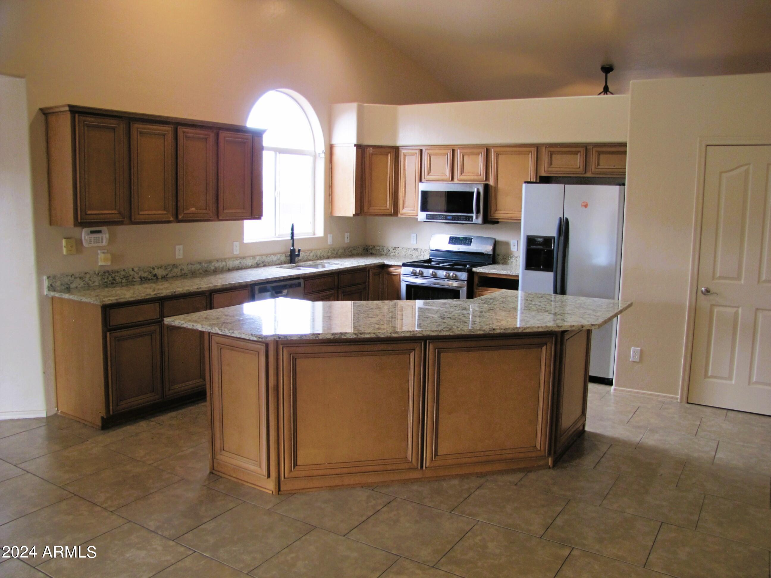 COUNTRY CLUB VILLAGE - Residential Lease