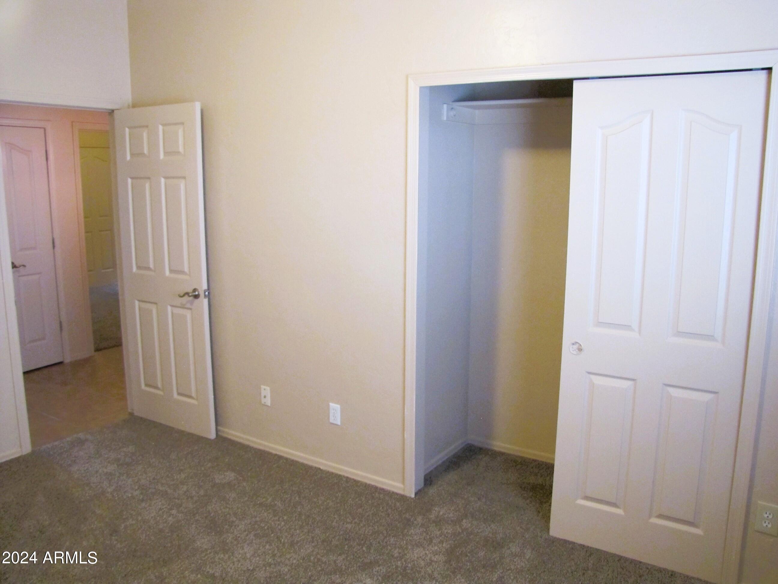 COUNTRY CLUB VILLAGE - Residential Lease