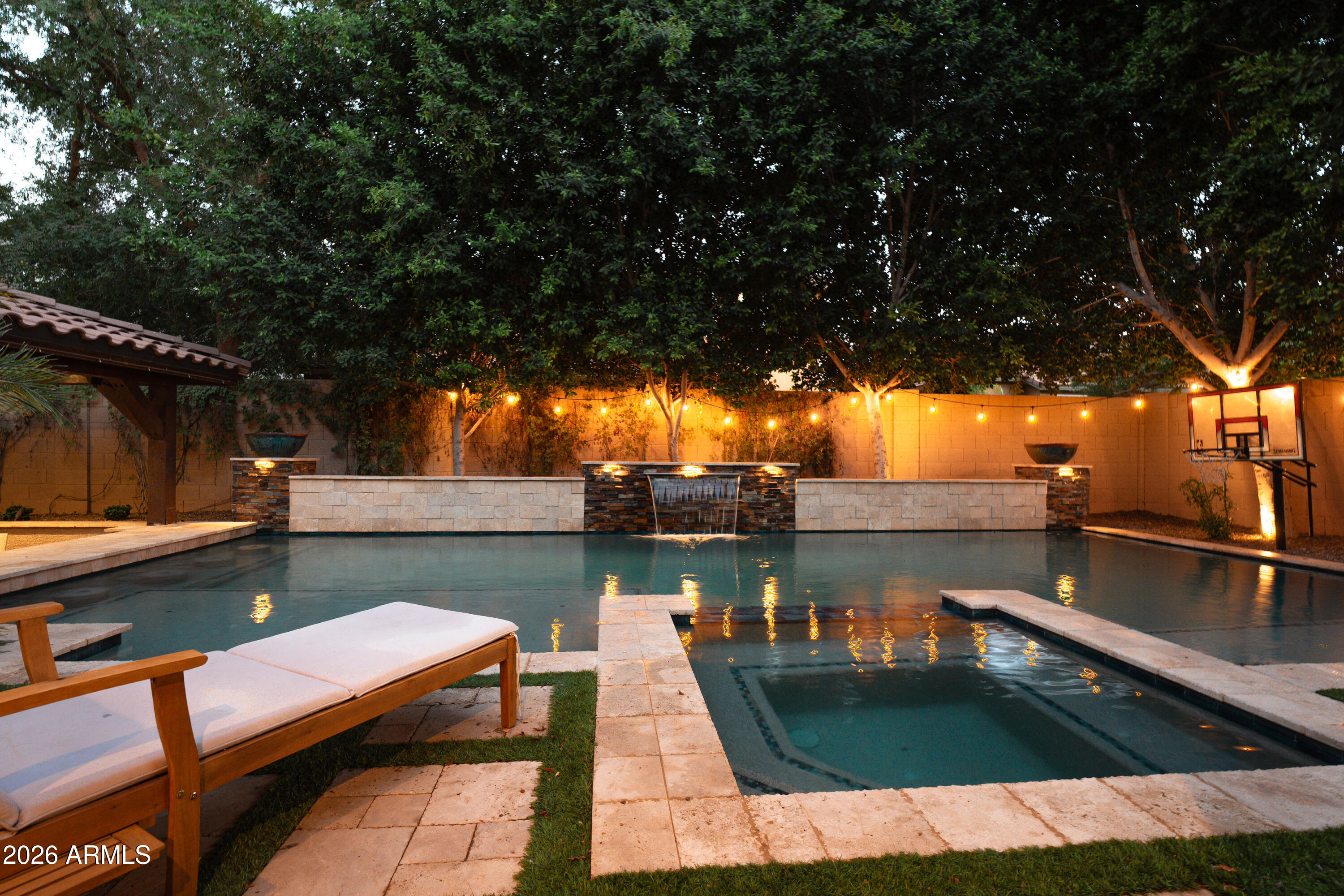 THE ISLANDS-ARTEMINA - Residential