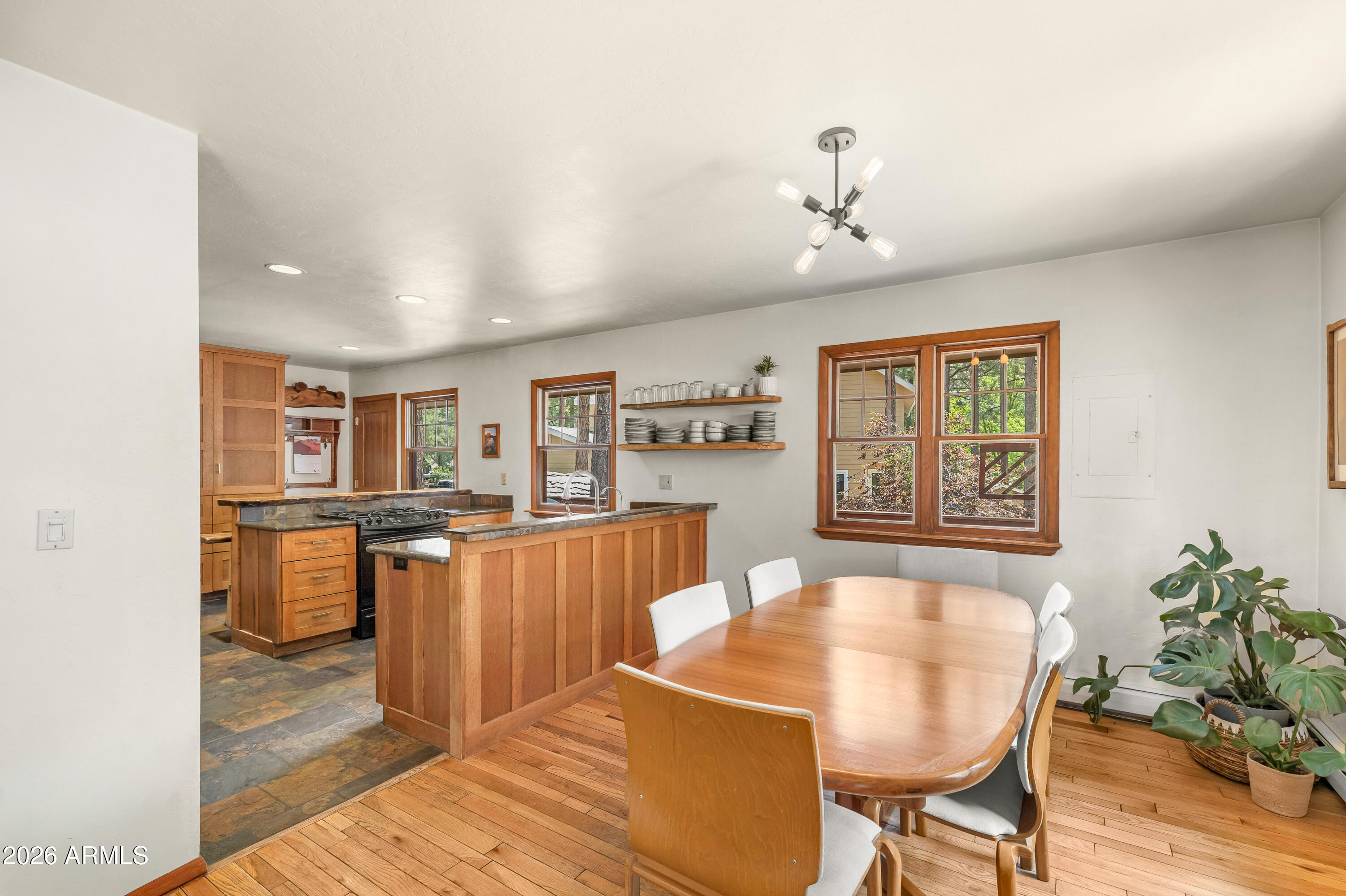 UNIVERSITY HEIGHTS - Residential