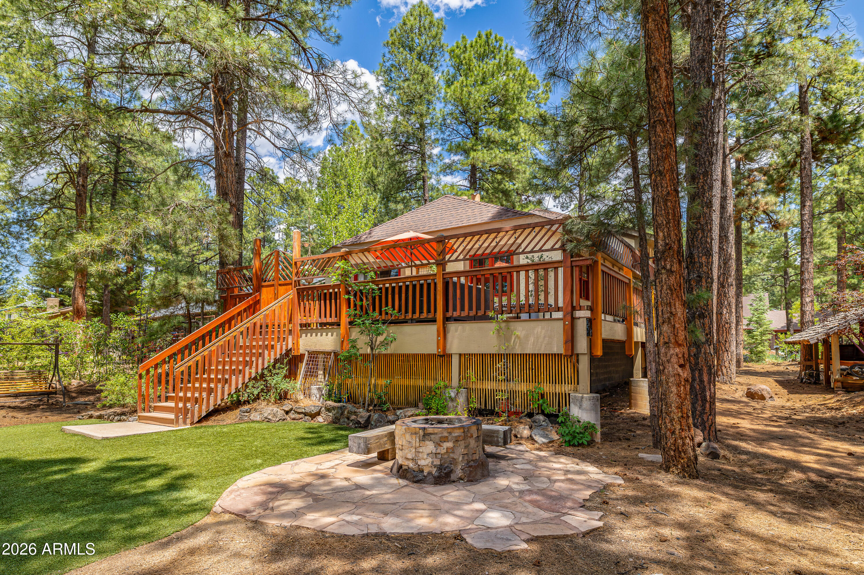UNIVERSITY HEIGHTS - Residential