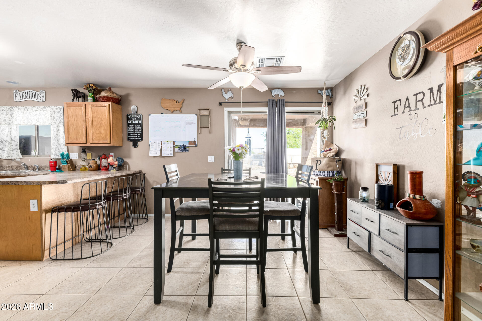 HAWKSPRINGS - Residential