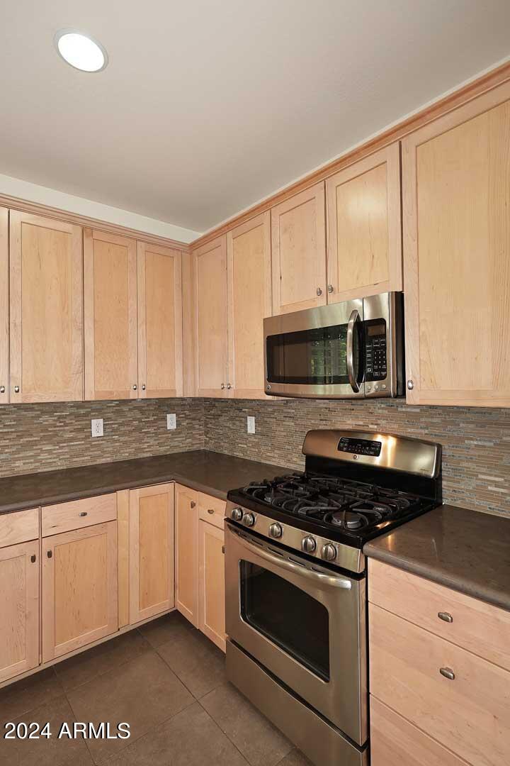 LAKEVIEW TRAILS NORTH AT MORRISON RANCH - Residential Lease