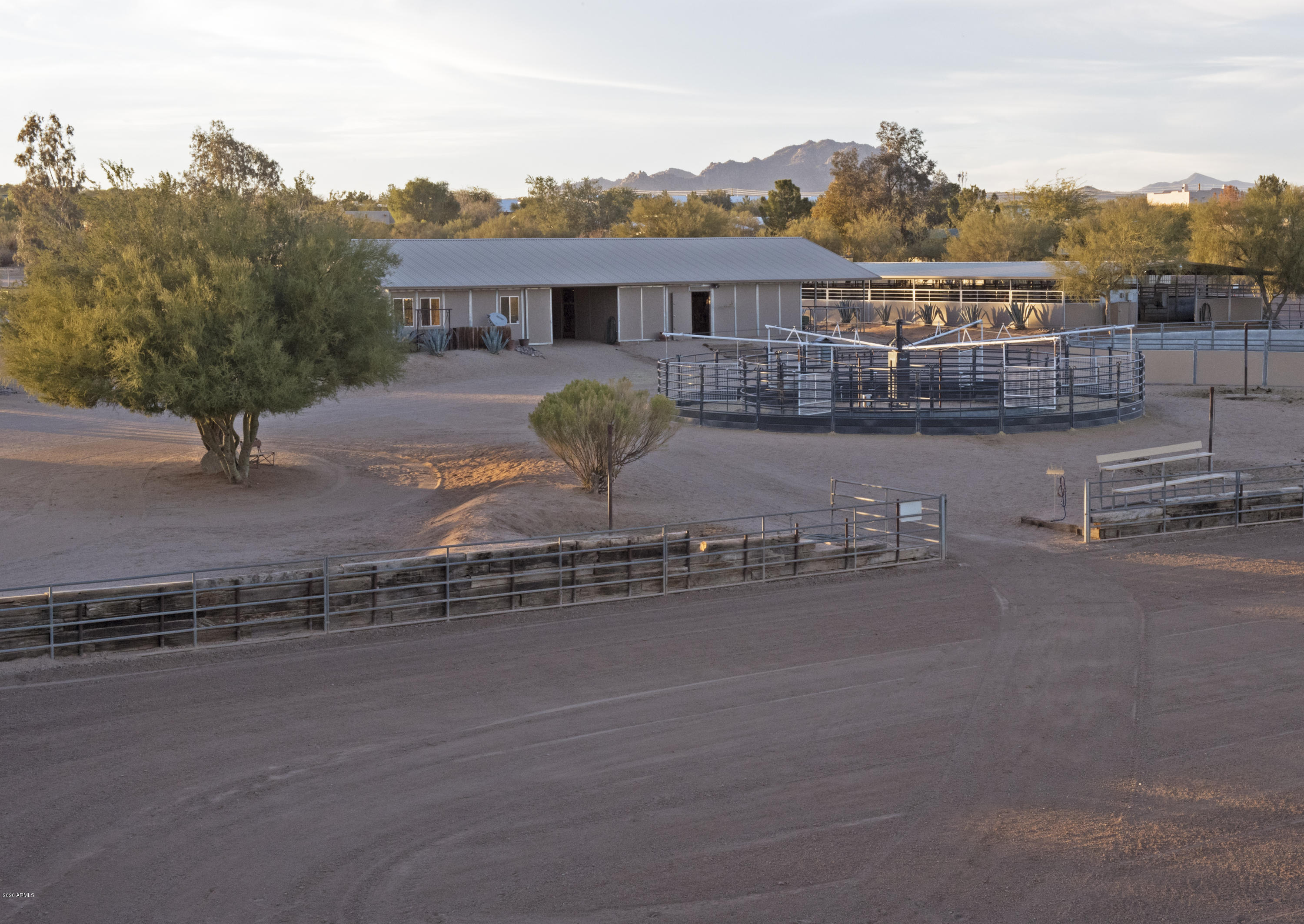 Almosta Ranch / Metes & Bounds - Residential