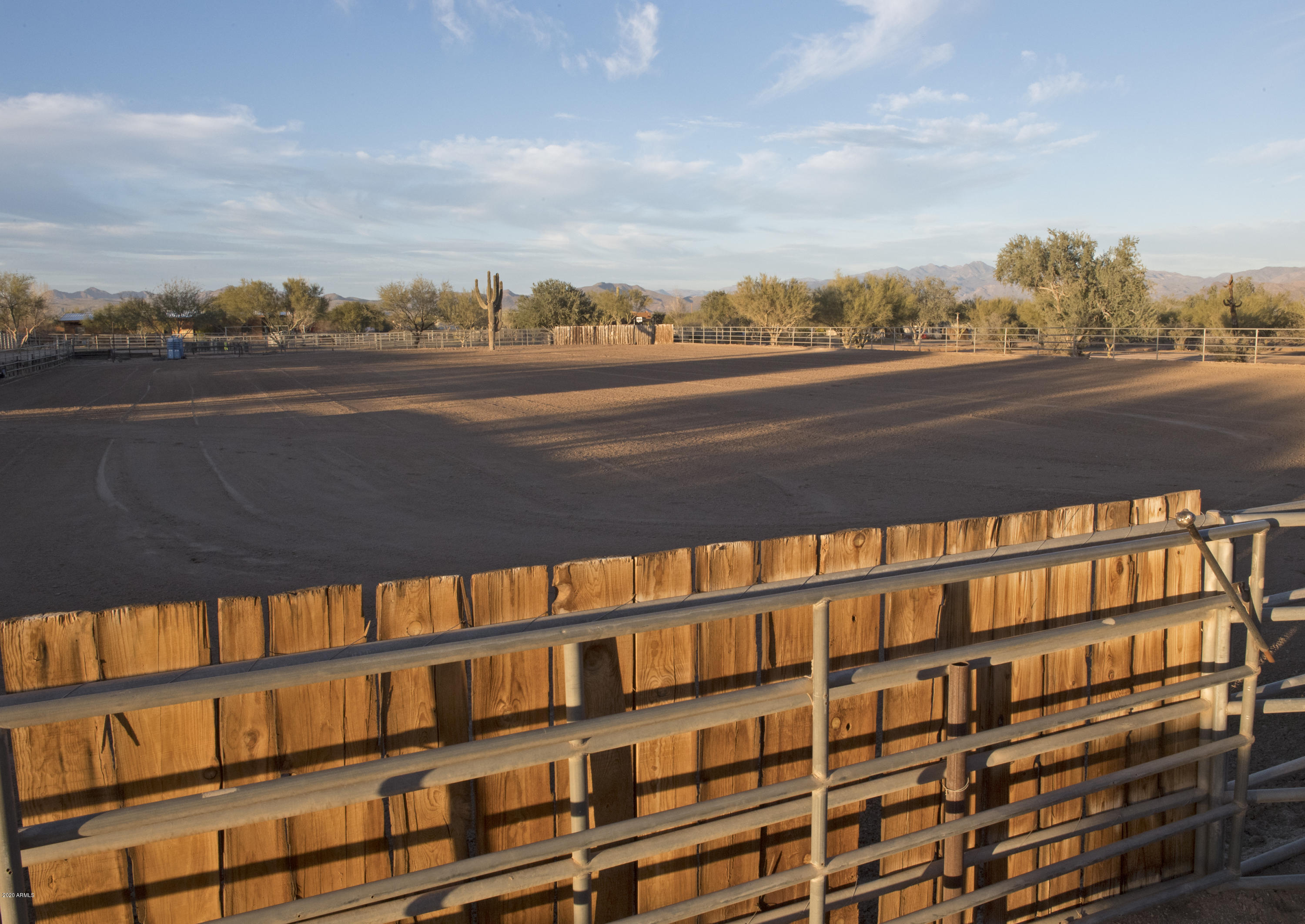 Almosta Ranch / Metes & Bounds - Residential