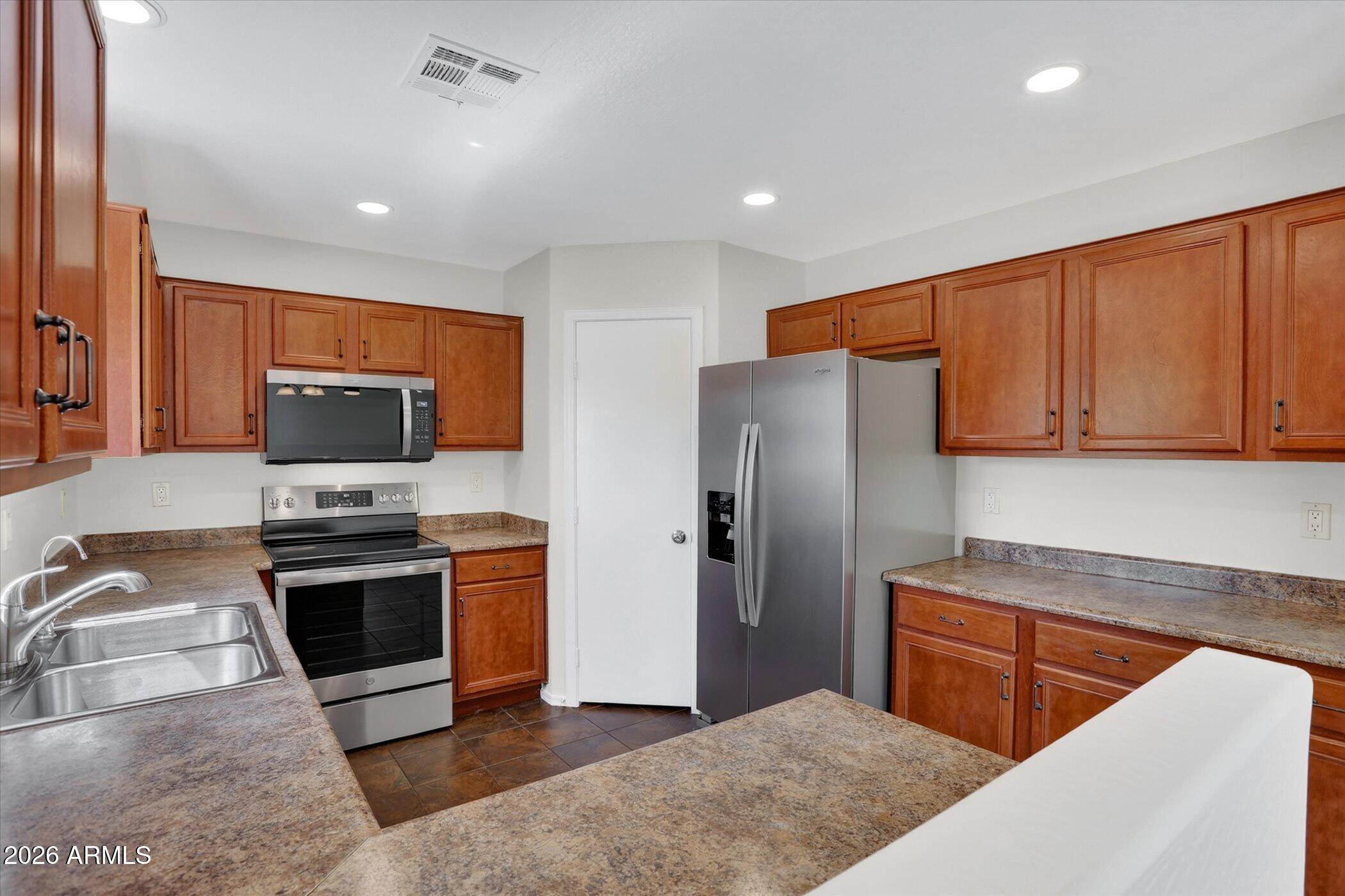LAVEEN MEADOWS PARCEL 3 - Residential
