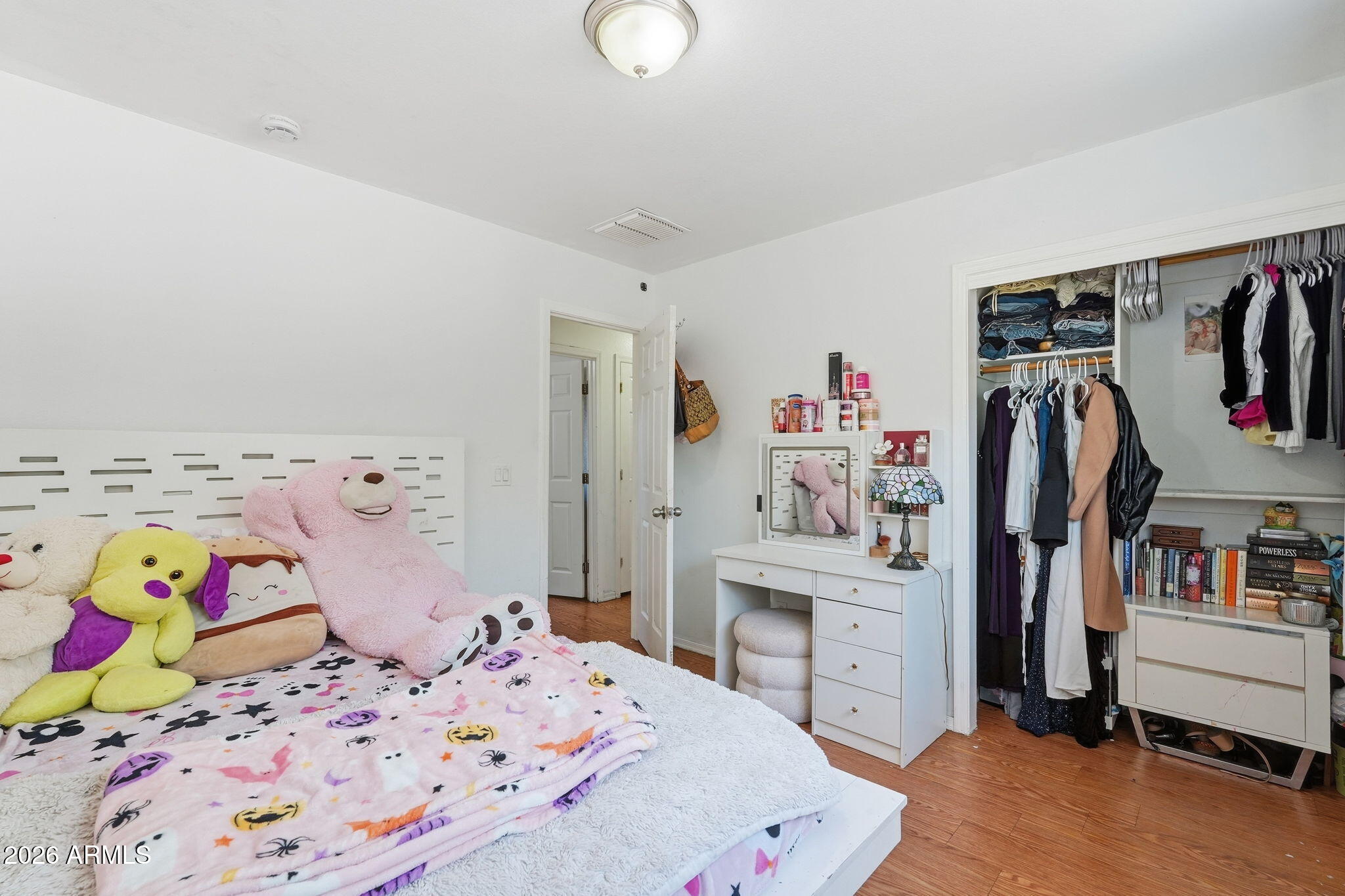 ESQUIRE TERRACE 2 - Residential