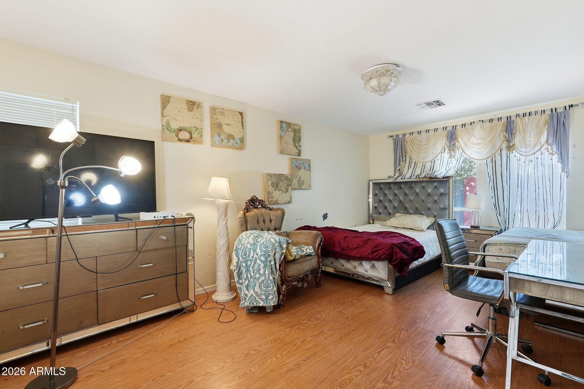 ESQUIRE TERRACE 2 - Residential