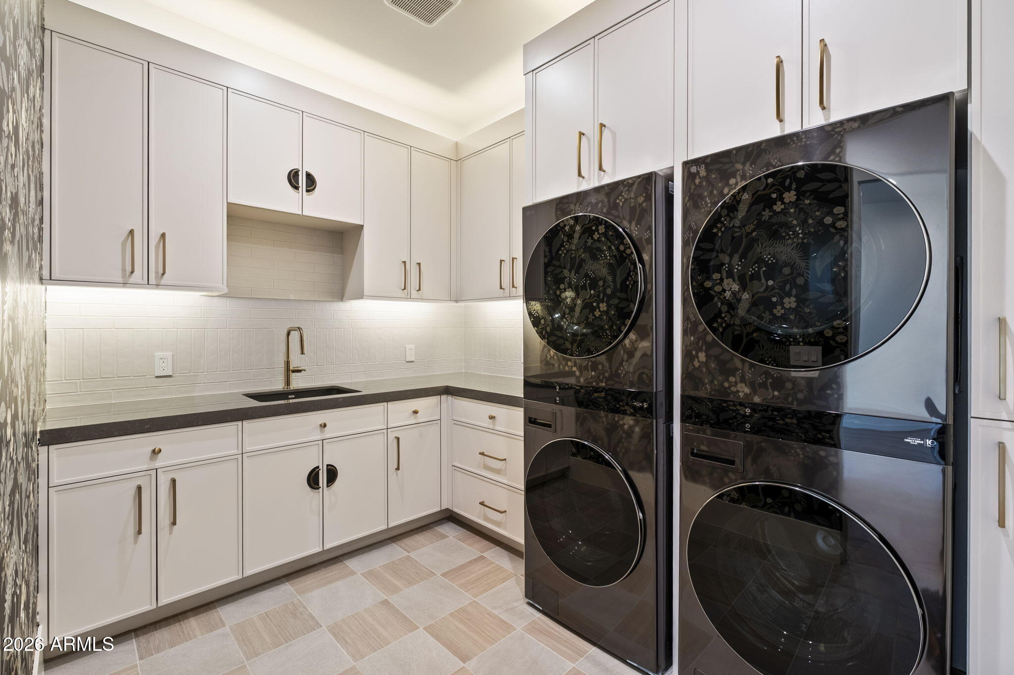 CENTURY CLUB ESTATES - Residential
