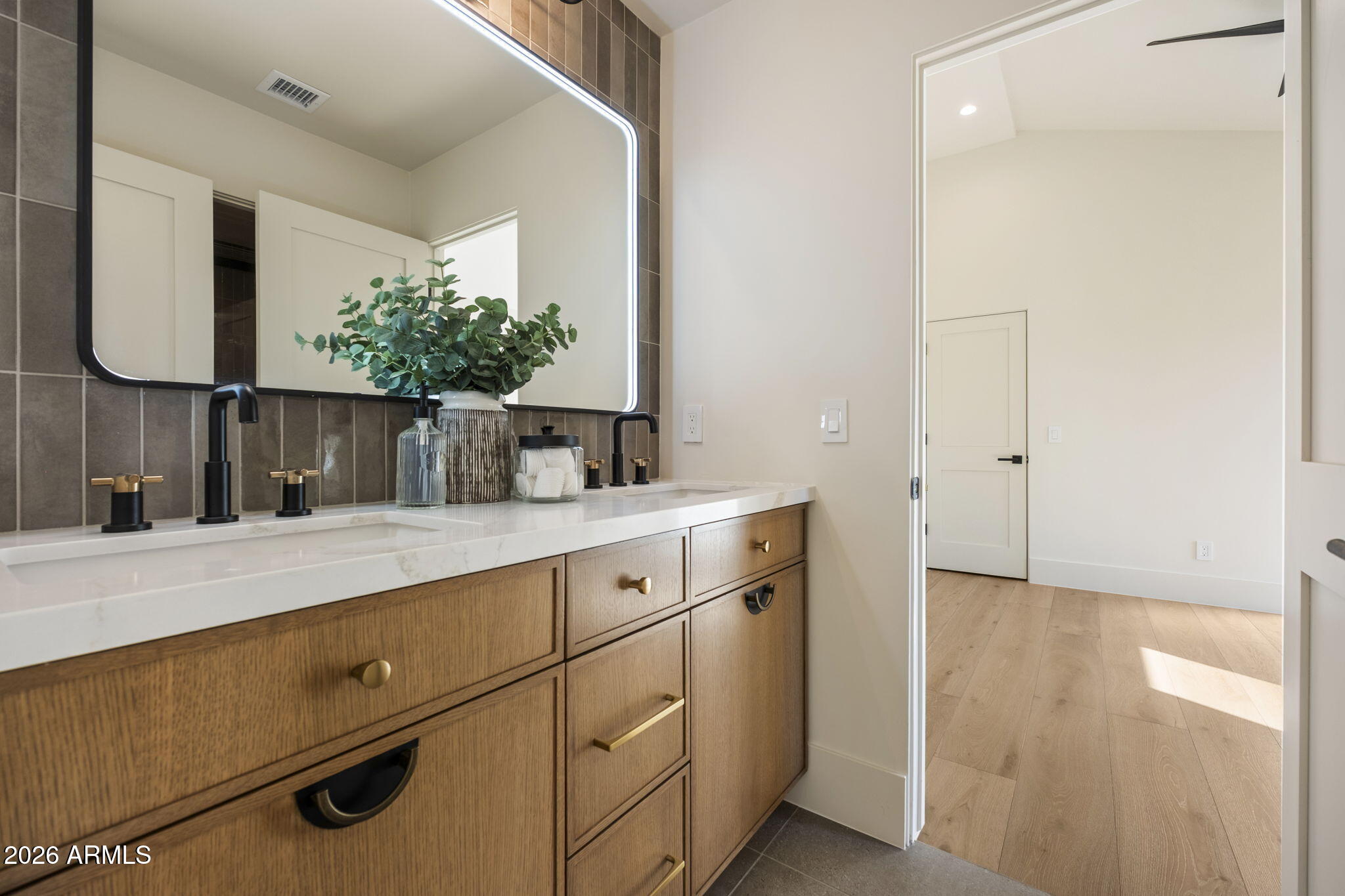CENTURY CLUB ESTATES - Residential