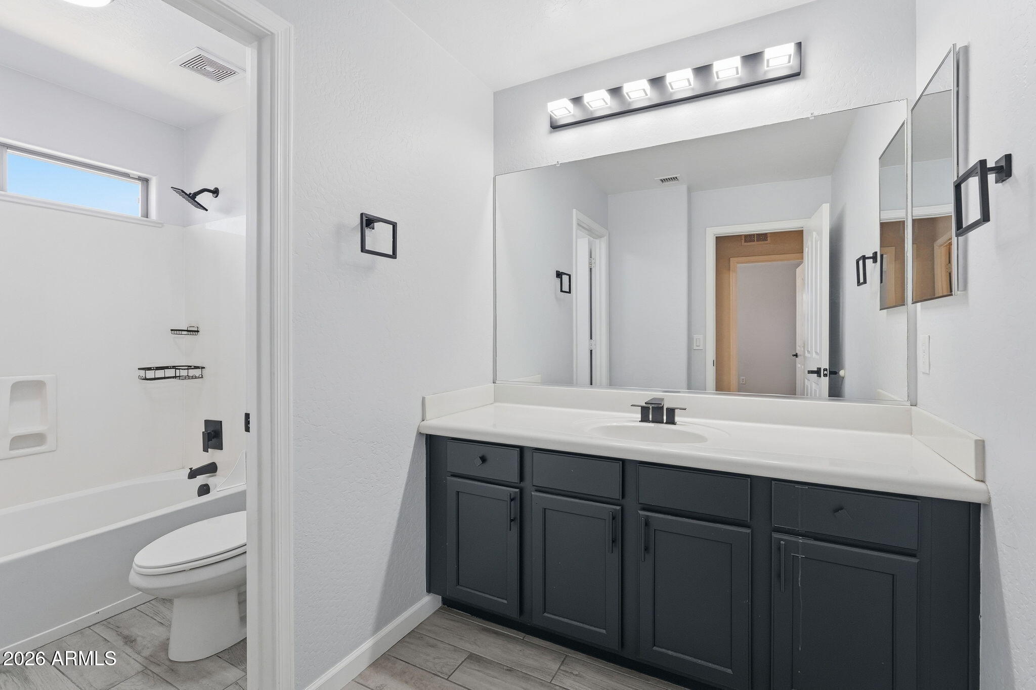 DONATELA 1 - Residential Lease
