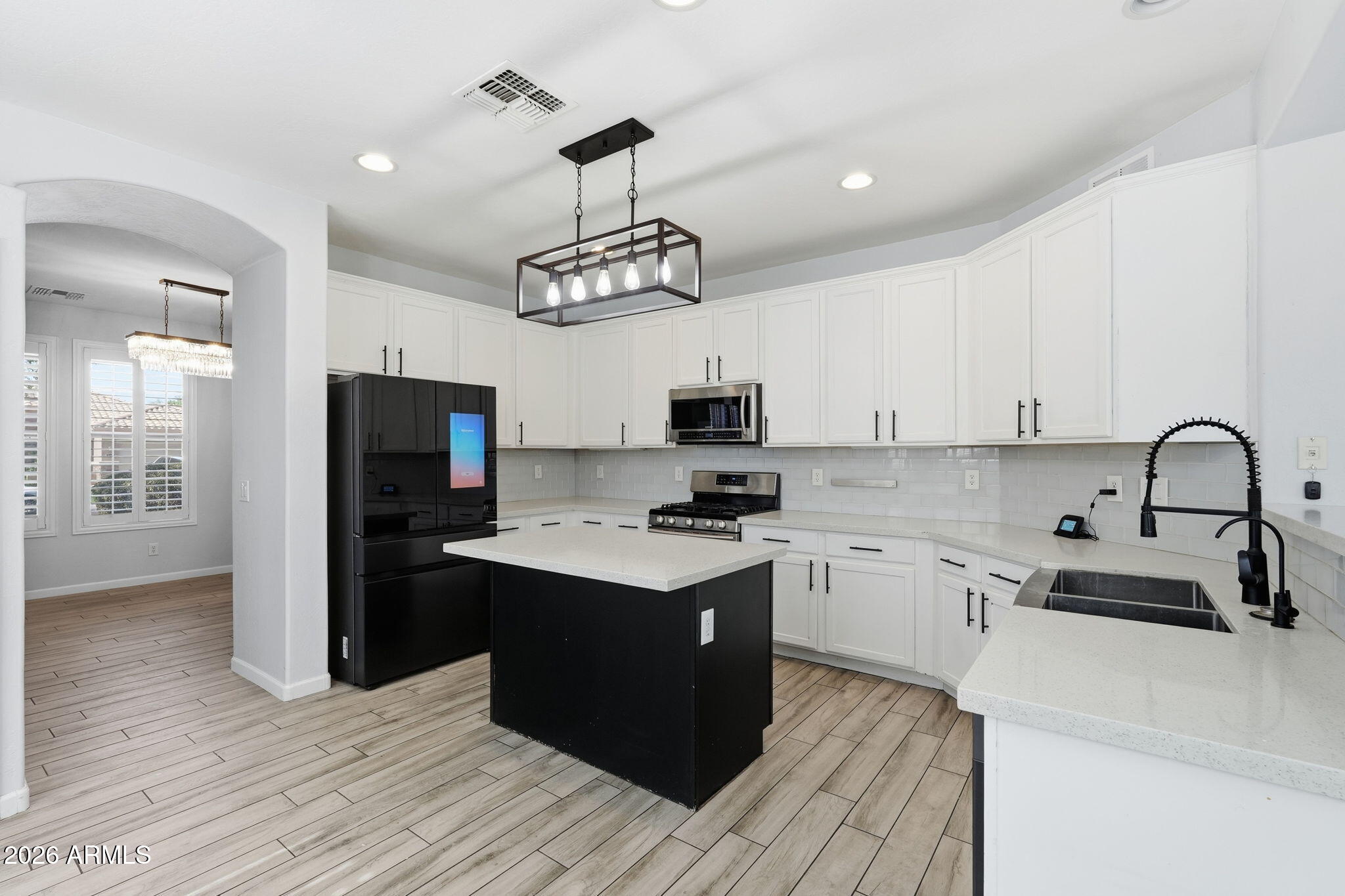 DONATELA 1 - Residential Lease