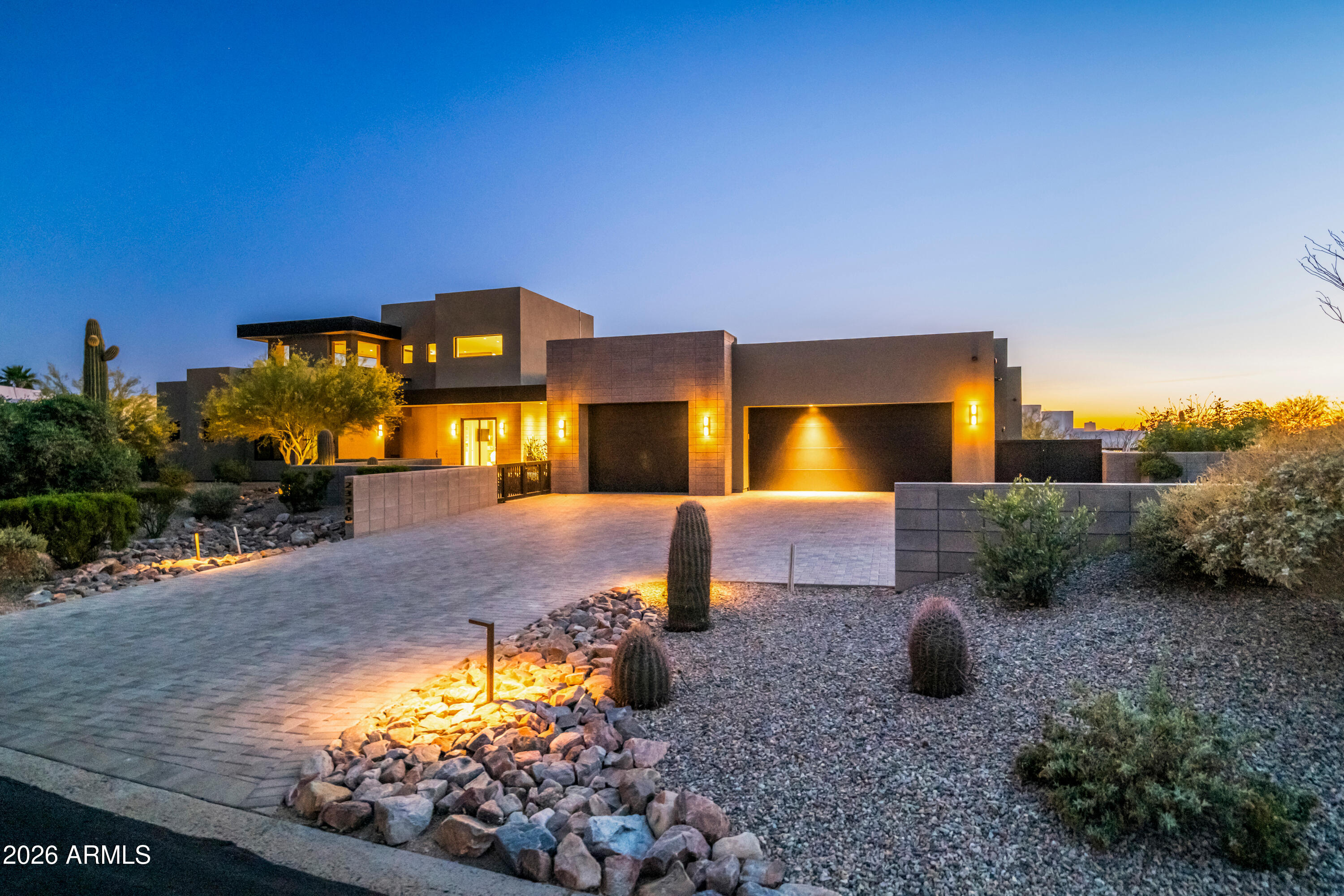 PINNACLE PEAK VISTAS LOT 1-68 - Residential
