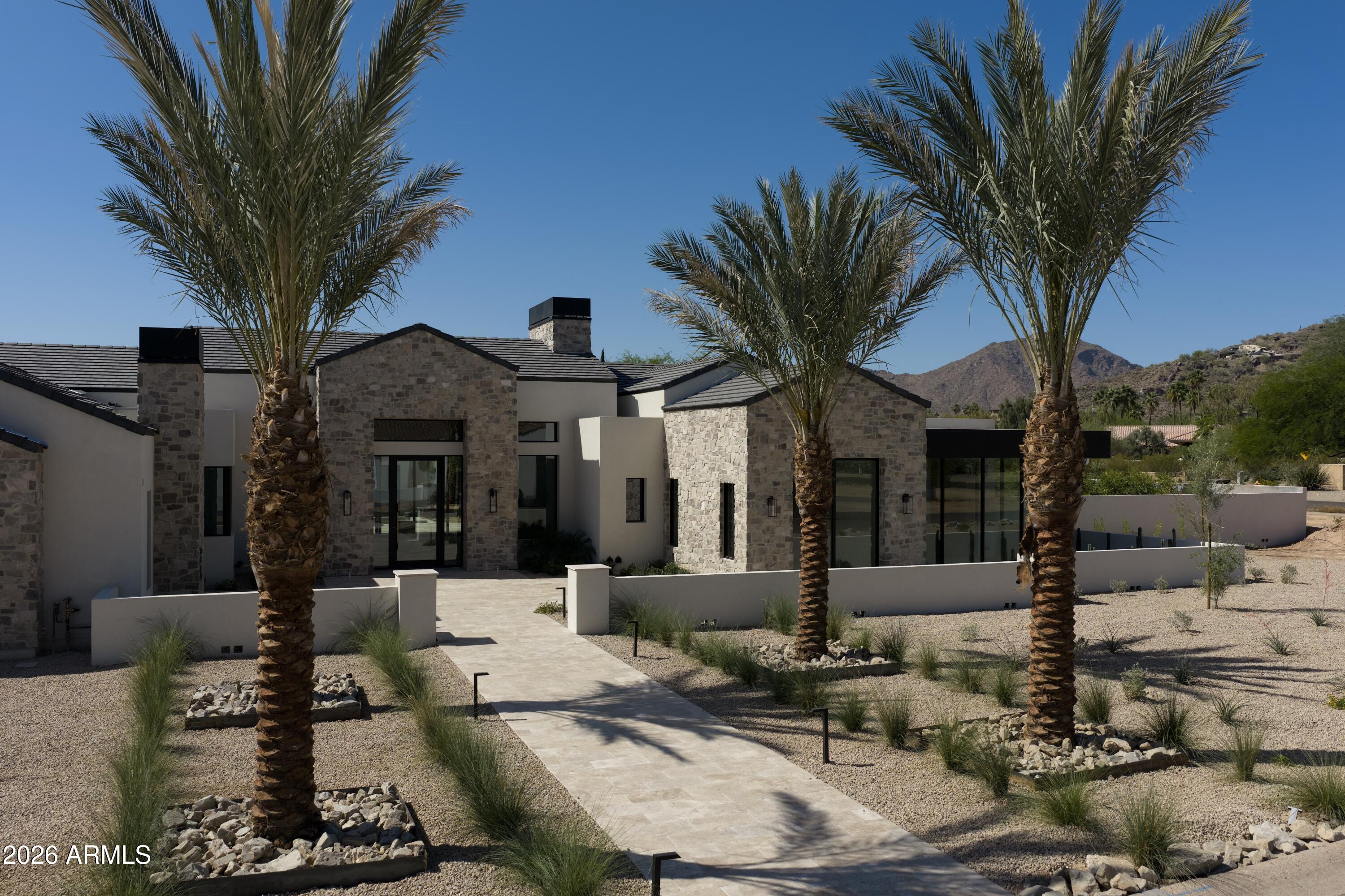 SALIDA DEL SOL - Residential