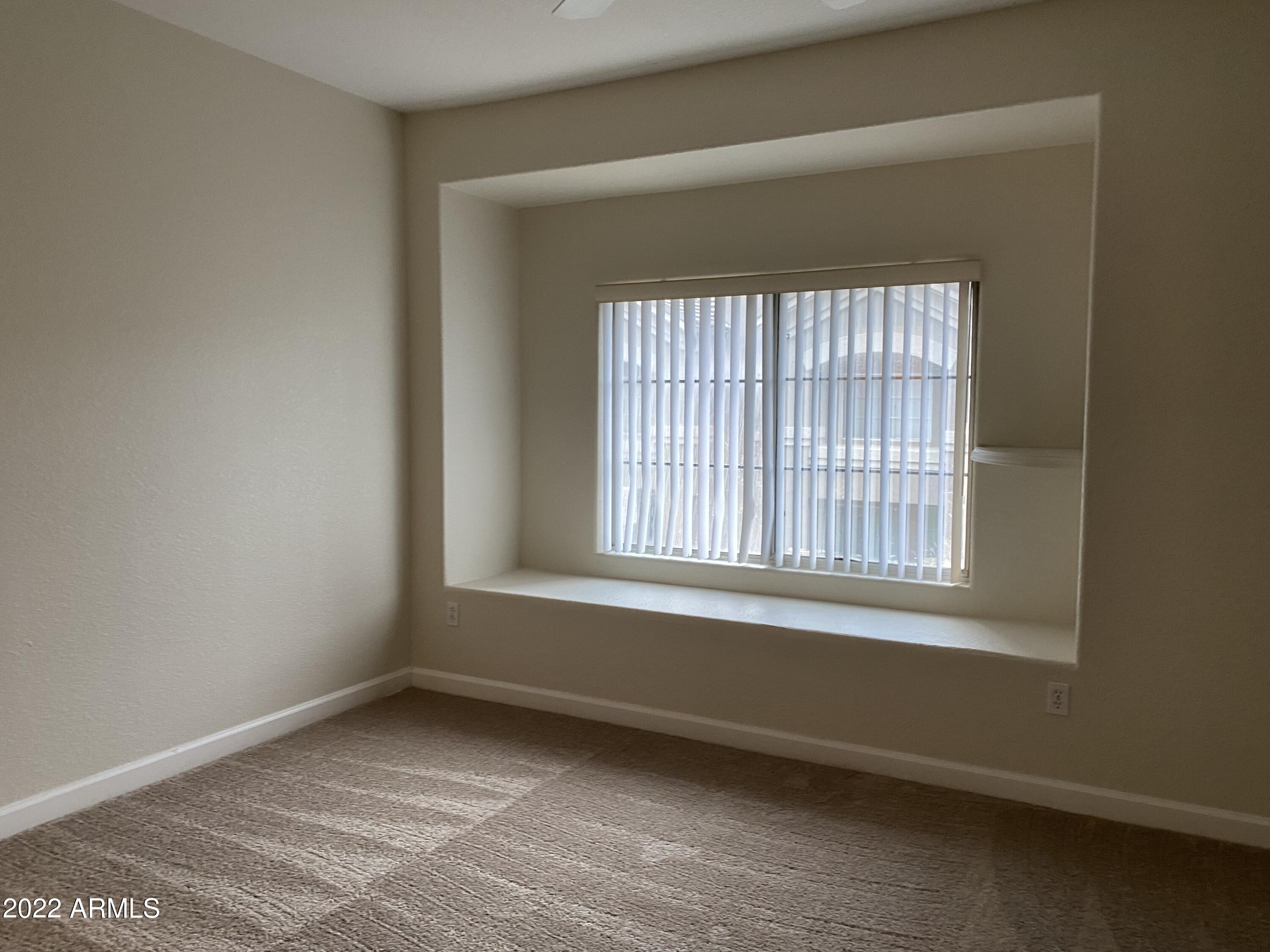 VILLAS AT STONECREEK - Residential Lease