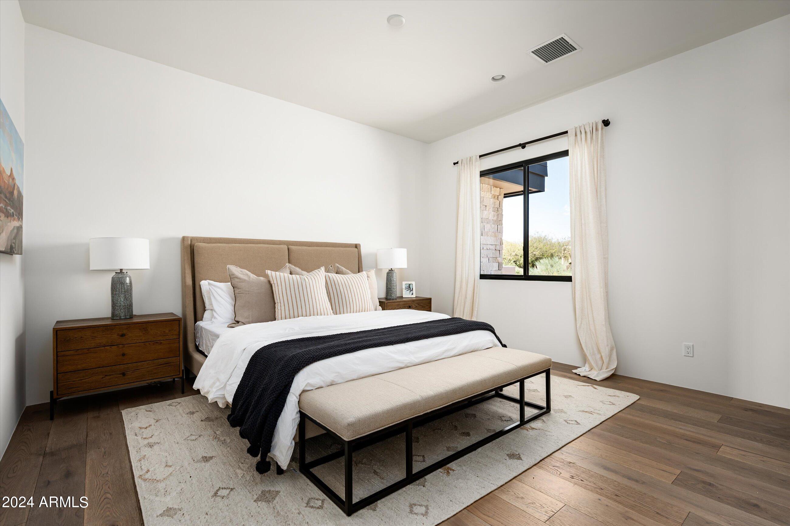 DESERT MOUNTAIN PHASE 1 UNIT 2 LOT 206-335 TR A - Residential