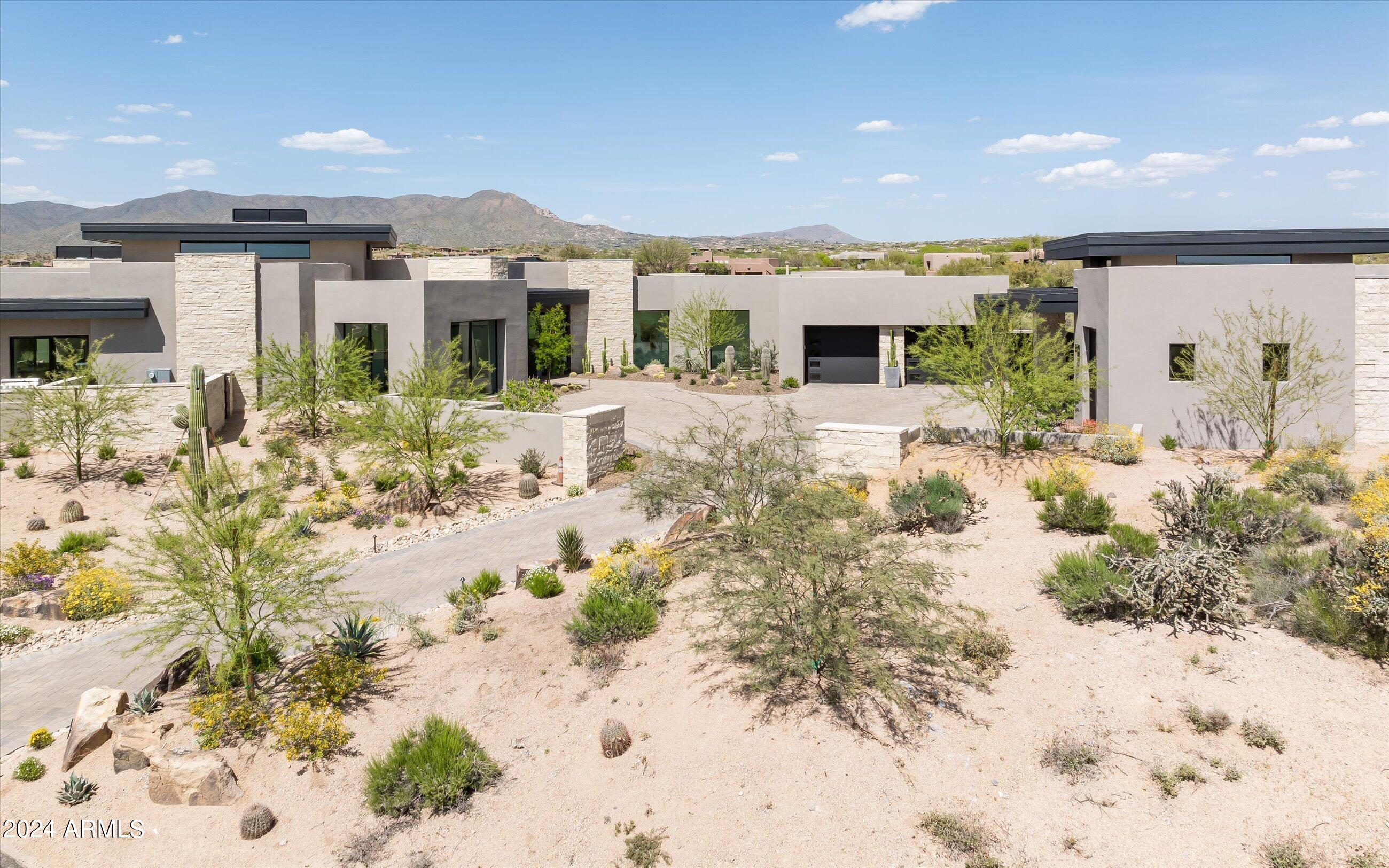 DESERT MOUNTAIN PHASE 1 UNIT 2 LOT 206-335 TR A - Residential