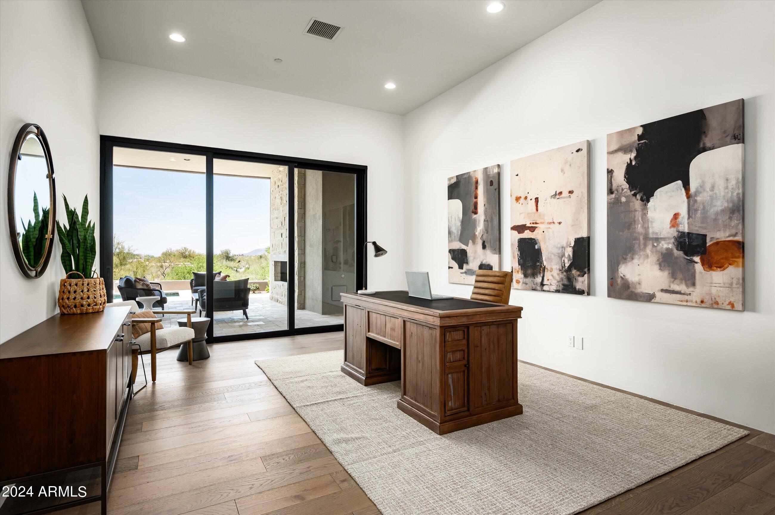DESERT MOUNTAIN PHASE 1 UNIT 2 LOT 206-335 TR A - Residential