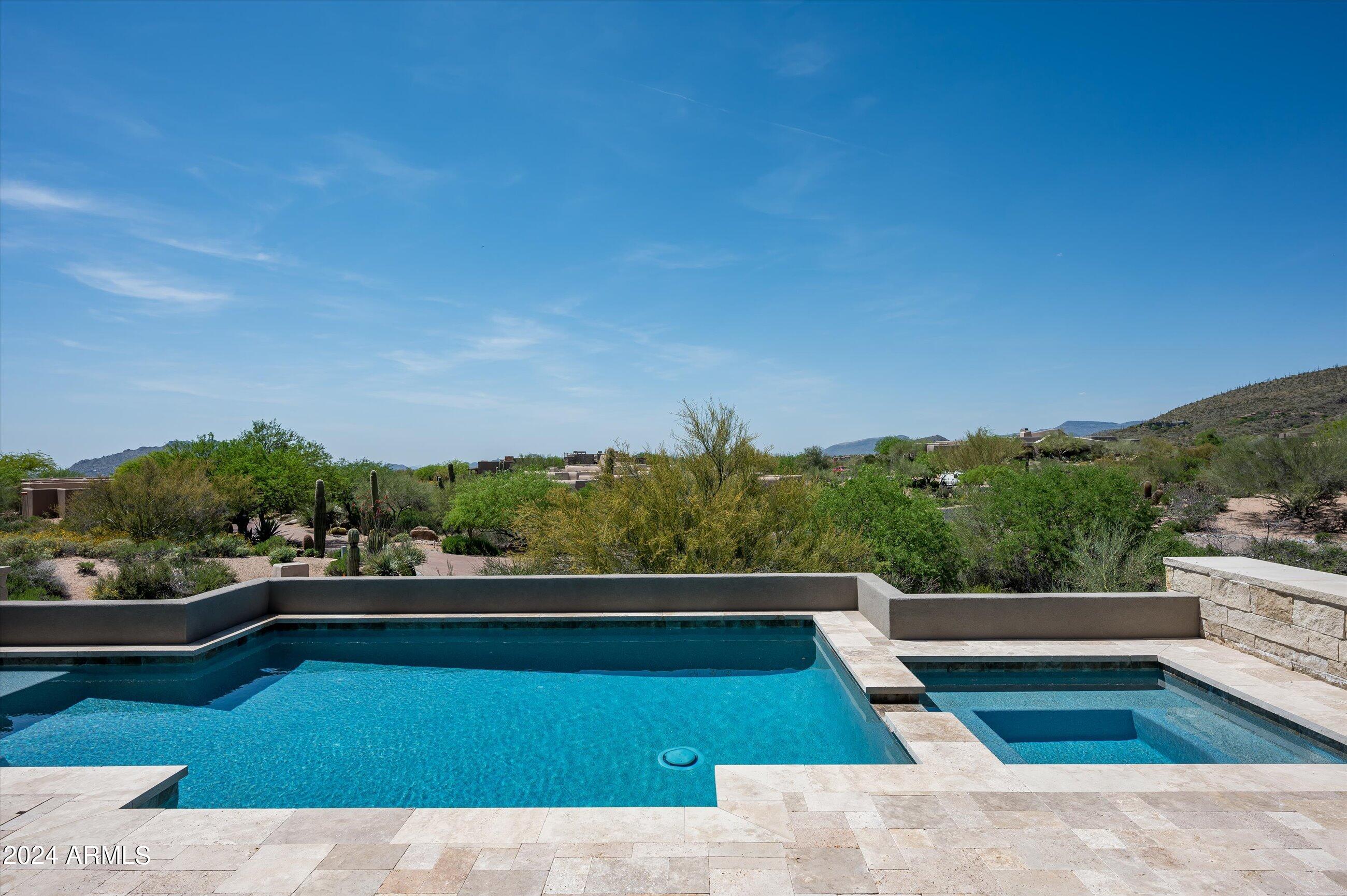 DESERT MOUNTAIN PHASE 1 UNIT 2 LOT 206-335 TR A - Residential