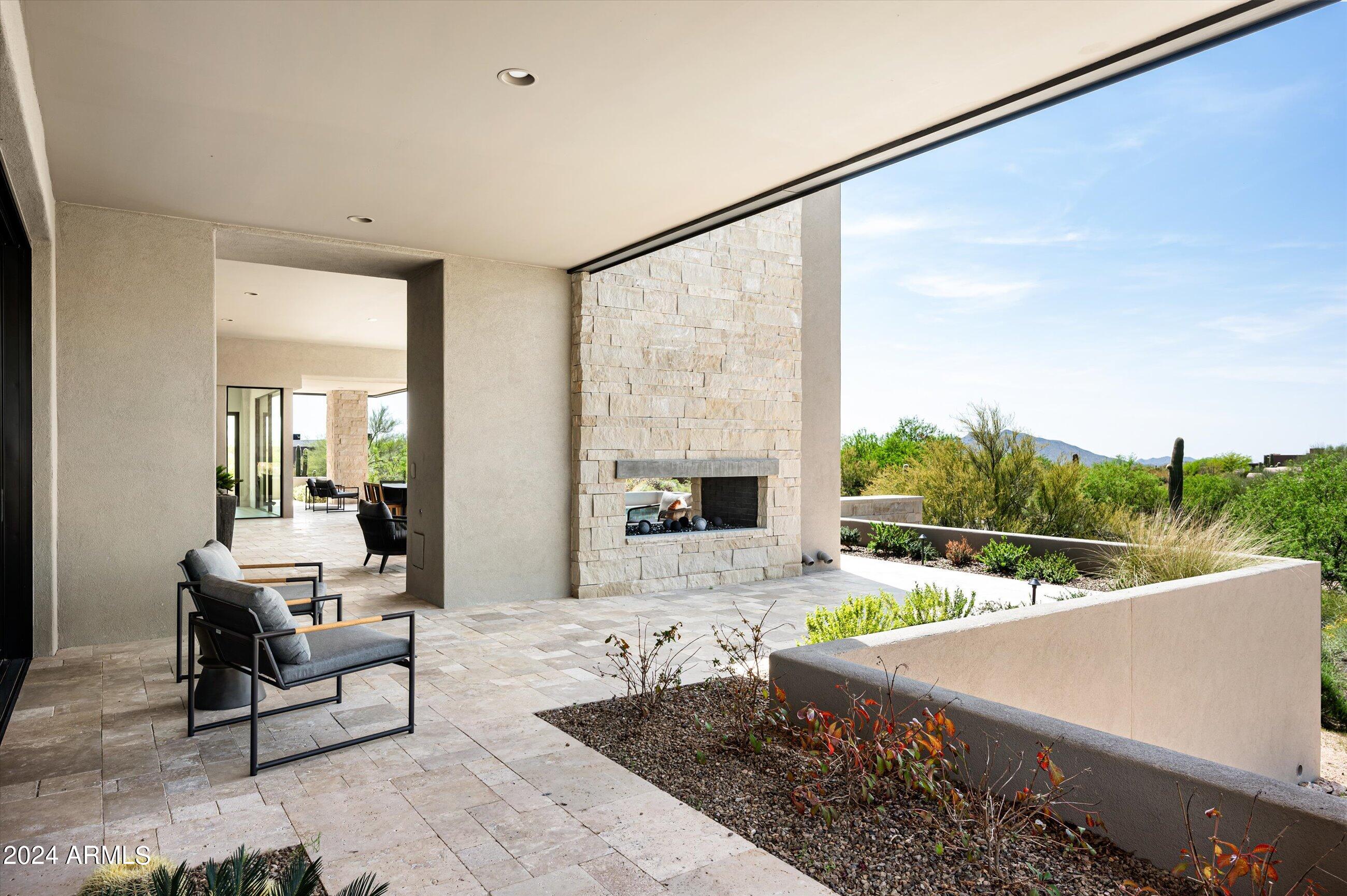 DESERT MOUNTAIN PHASE 1 UNIT 2 LOT 206-335 TR A - Residential