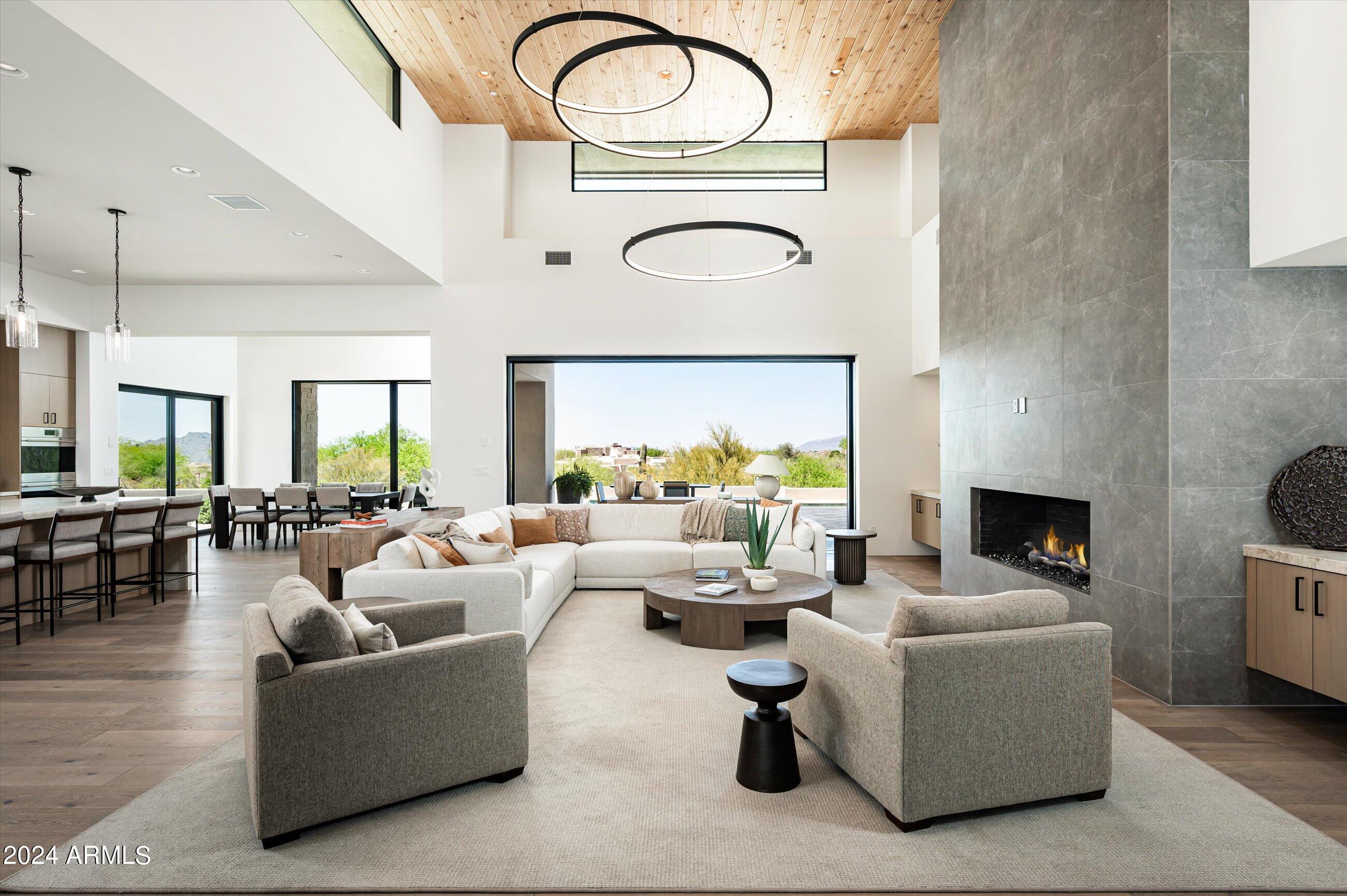 DESERT MOUNTAIN PHASE 1 UNIT 2 LOT 206-335 TR A - Residential