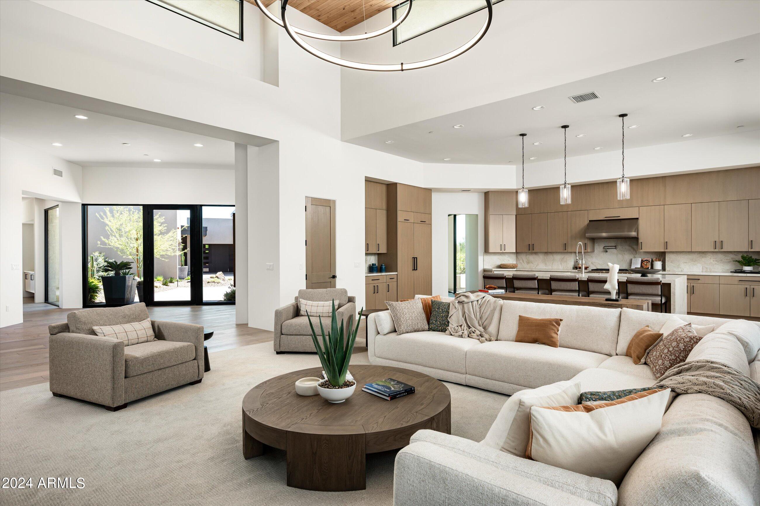 DESERT MOUNTAIN PHASE 1 UNIT 2 LOT 206-335 TR A - Residential