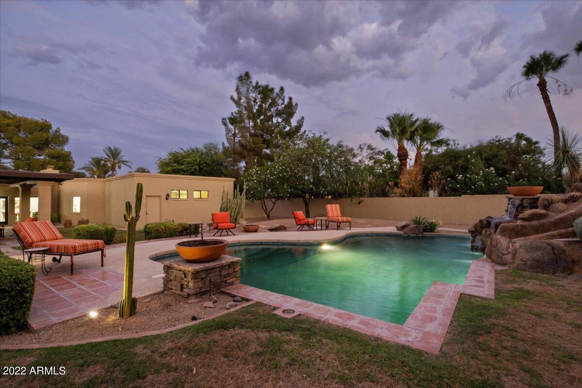 Tierra Del Paraiso - Residential