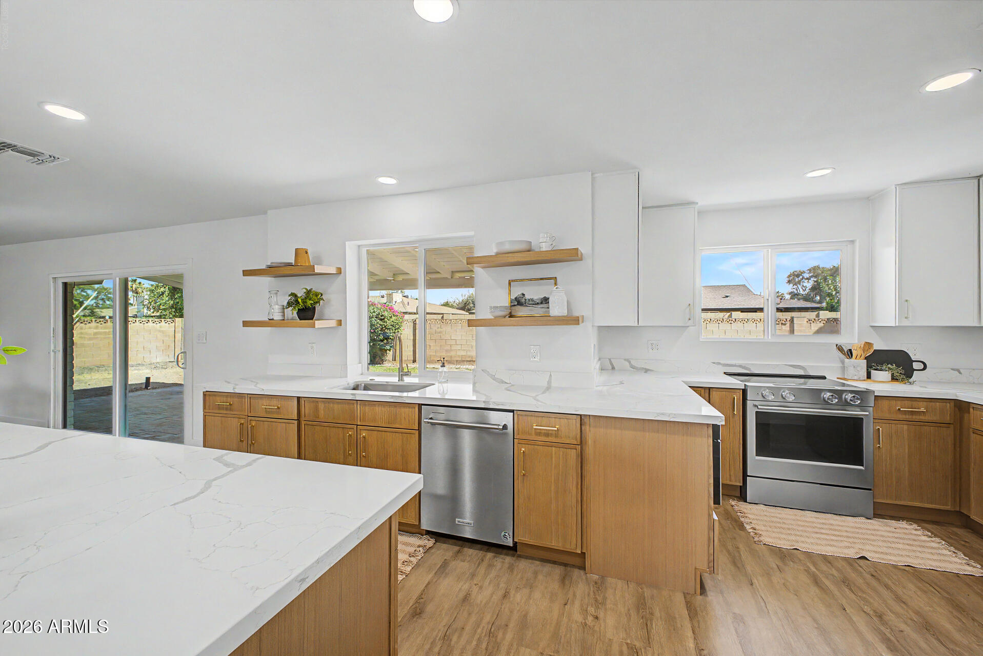 BRENTWOOD MANOR UNIT 4 - Residential