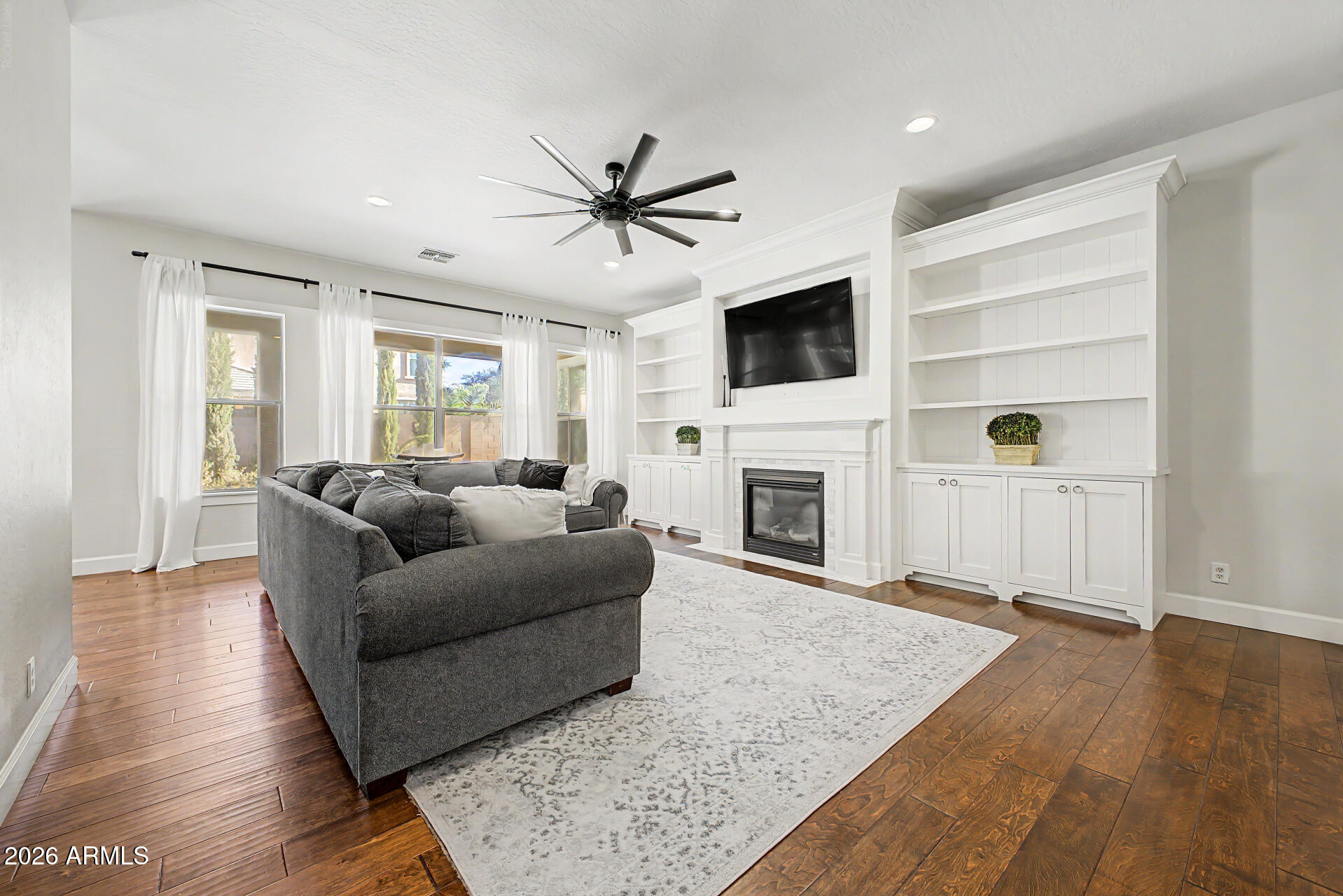 HIGLEY ESTATES - Residential