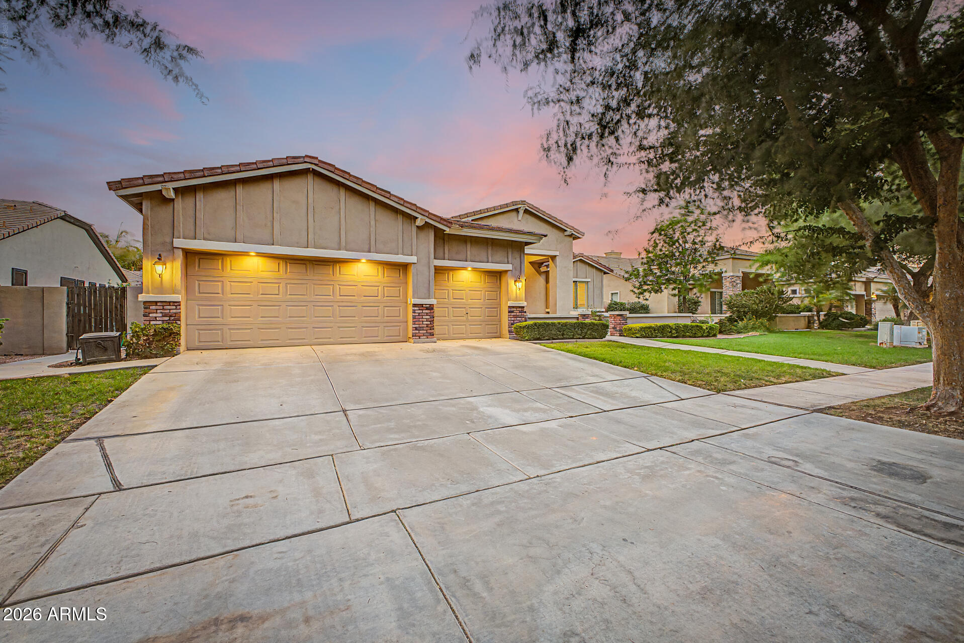 HIGLEY ESTATES - Residential