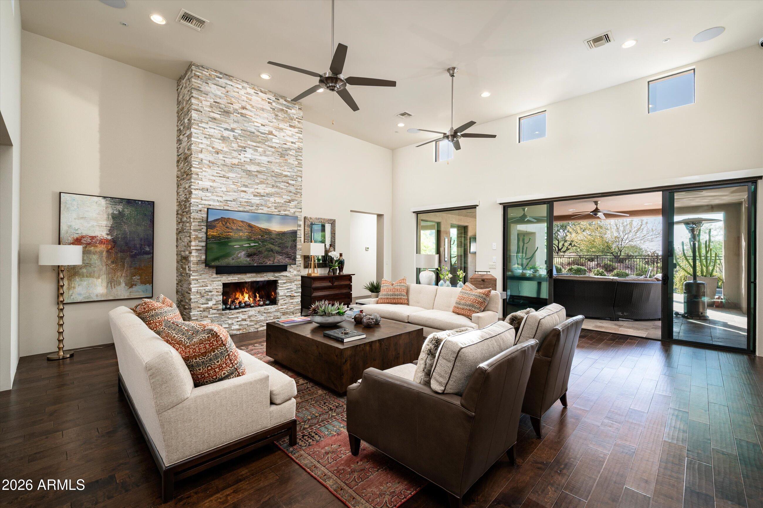 DESERT MOUNTAIN - Residential