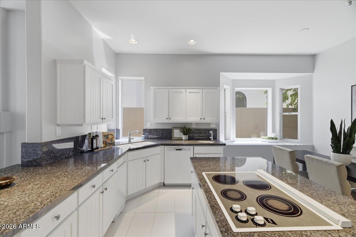 VISTA PARC - Residential