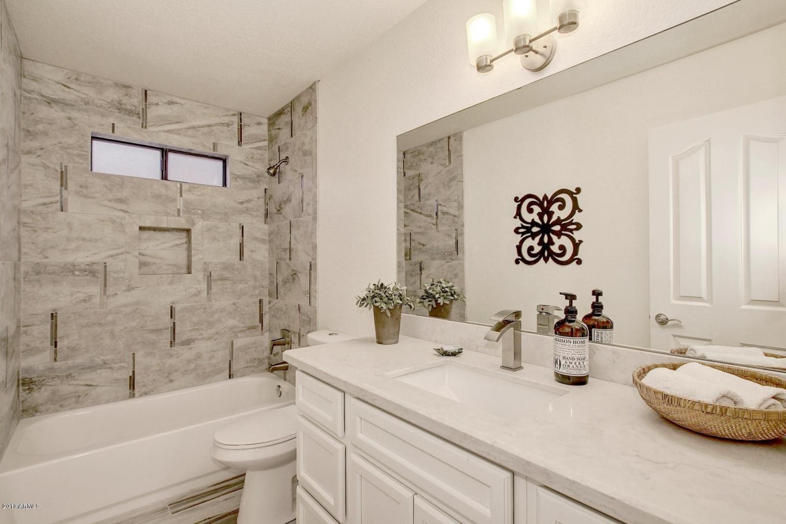 PECOS NORTH - Residential Lease