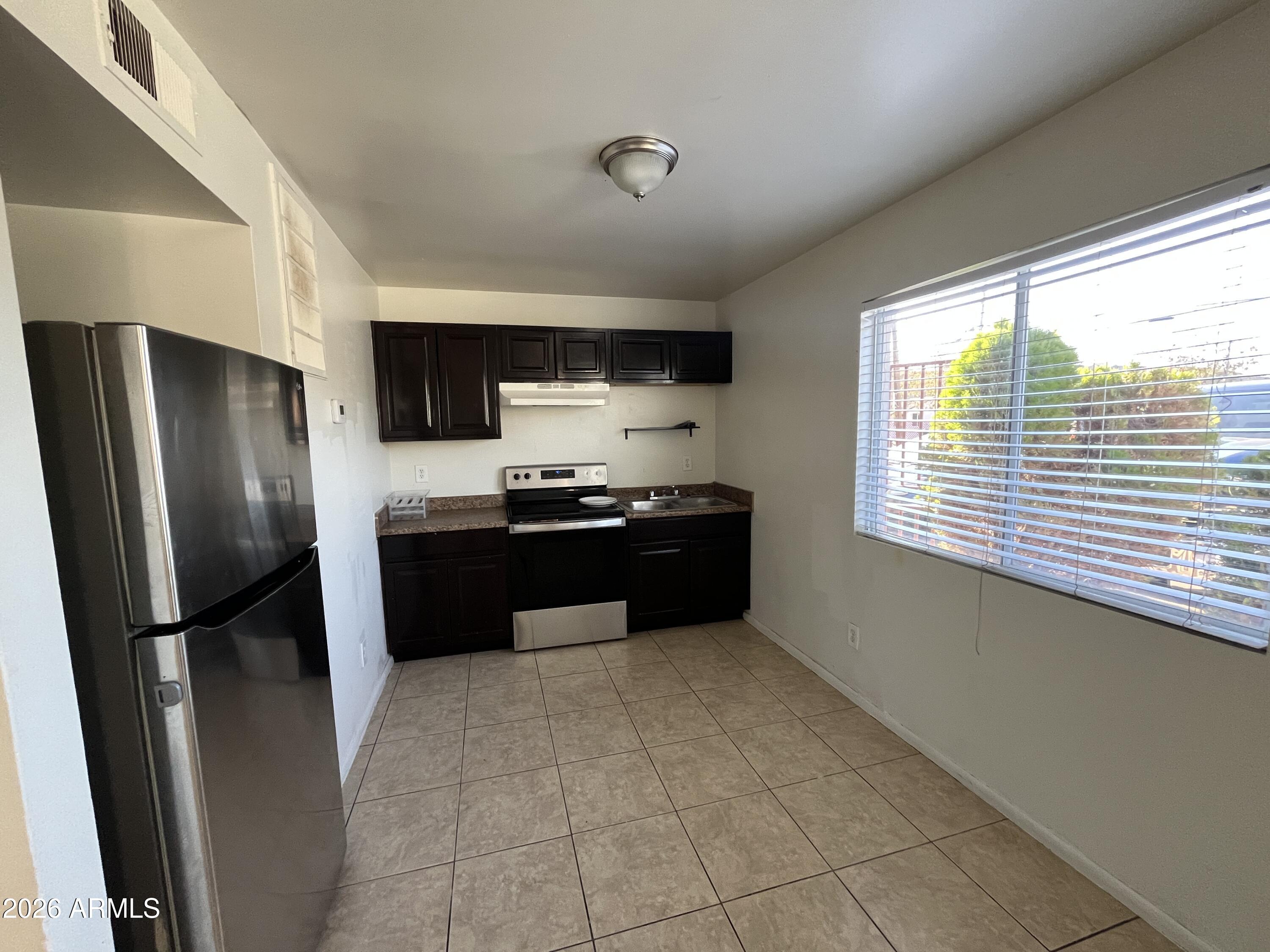 FOOTHILL ACRES LOTS 1-10 - Residential Lease