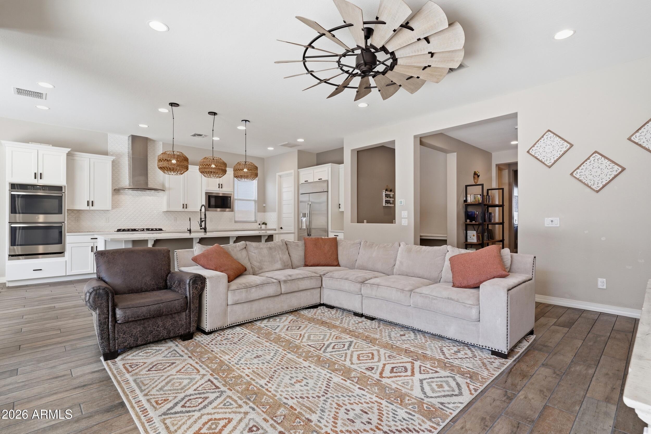 MEADOWS PARCEL 9 - Residential