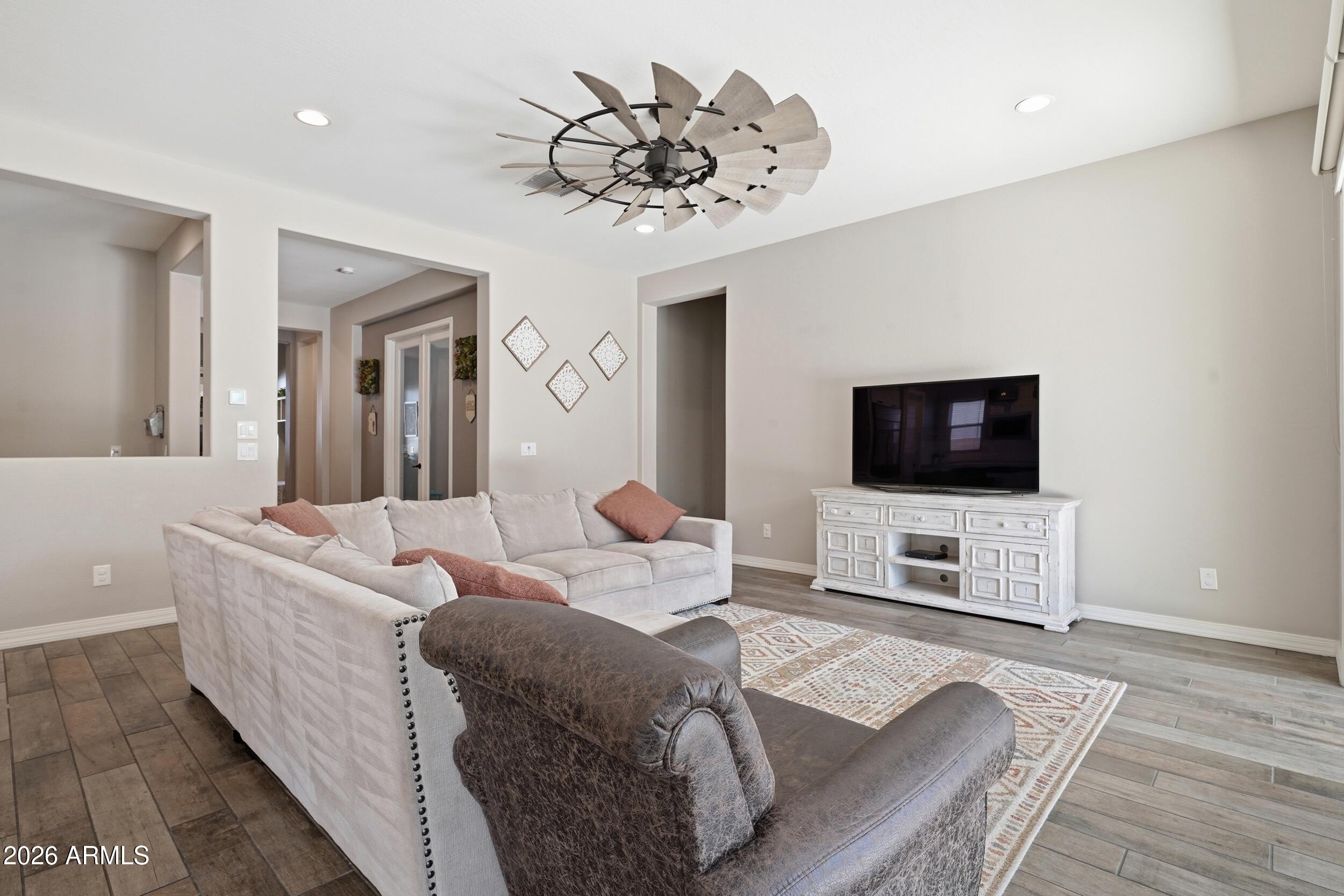 MEADOWS PARCEL 9 - Residential