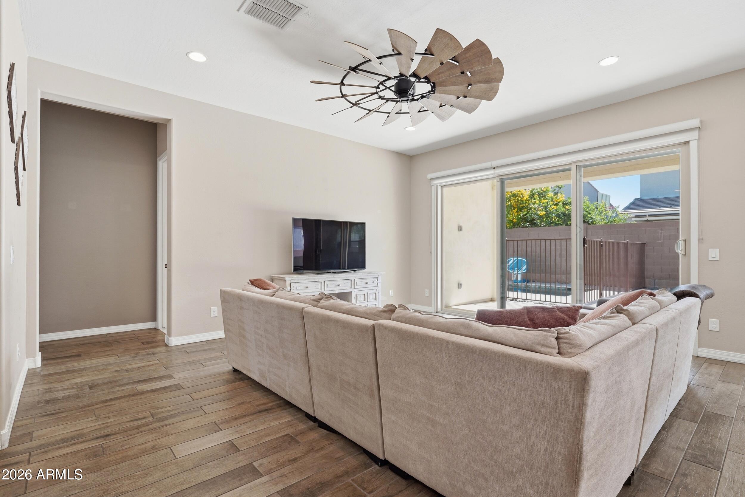 MEADOWS PARCEL 9 - Residential