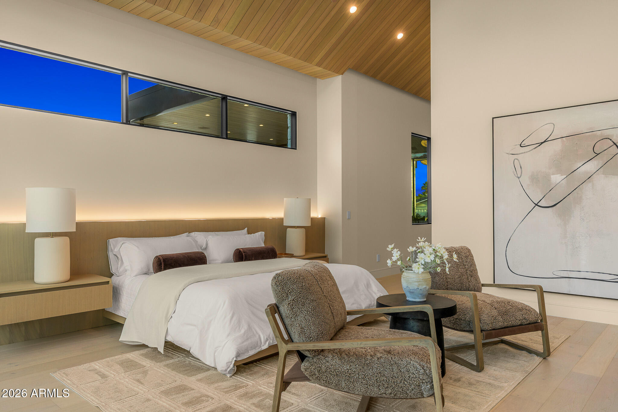 DROMEDARY SQUARE - Residential
