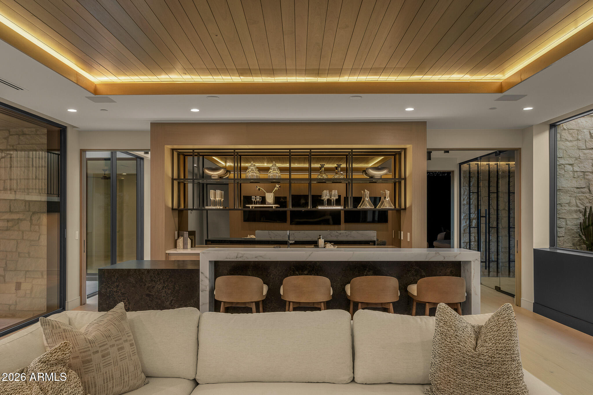 DROMEDARY SQUARE - Residential