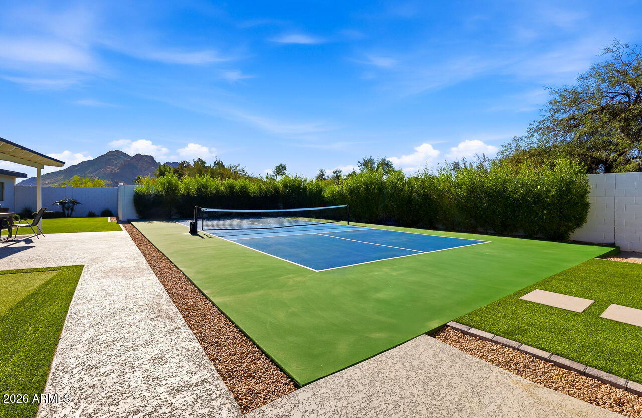 BRAECREST - Residential