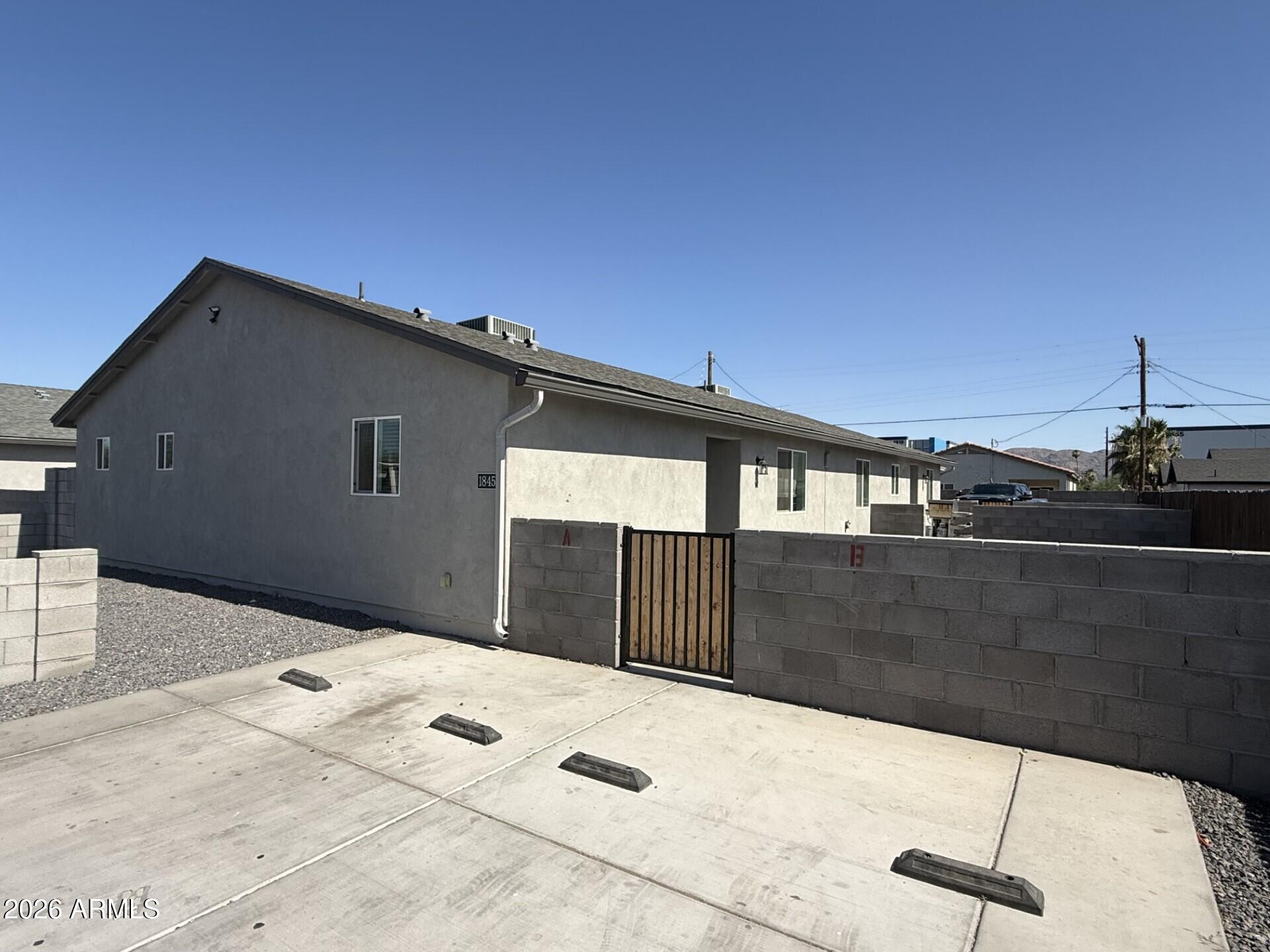 2025 Built duplex in Opportunity Zone; excellent work-force housing; fully rented and stabilized. Generates $36k income and a 7% CAP rate. Very good condition. Tenants pay on time, every time, and pay their elec. Landlord pays water/sewer. Also see 1728 next door. Can be purchased as a 4-plex. Tile floors, Samsung appliances, 2'' wood blinds, 42'' expresso cabinets. Lots of parking. Make money on Day 1.