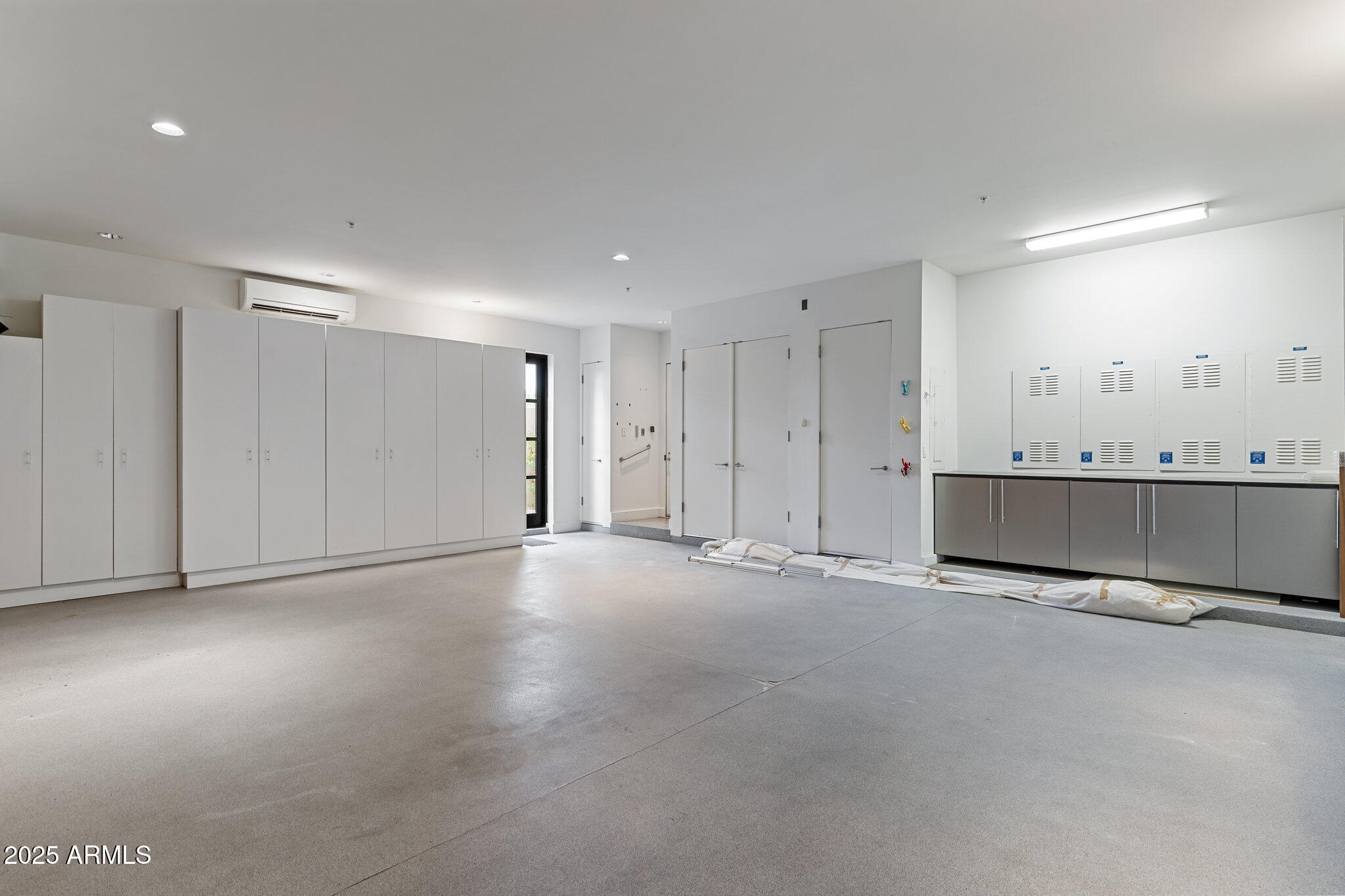 HERITAGE HILLS UNIT 1 - Residential