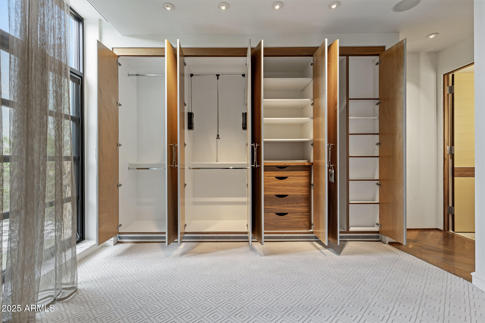 HERITAGE HILLS UNIT 1 - Residential
