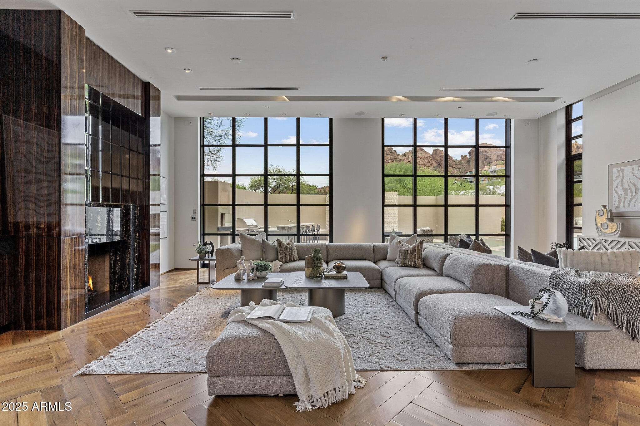 HERITAGE HILLS UNIT 1 - Residential