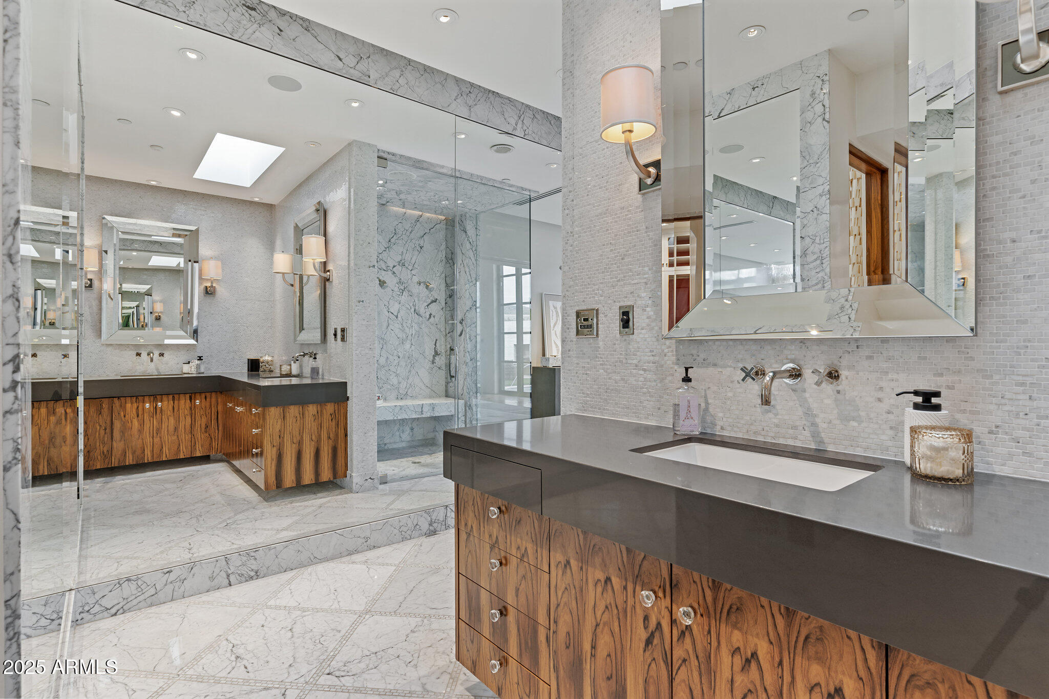 HERITAGE HILLS UNIT 1 - Residential