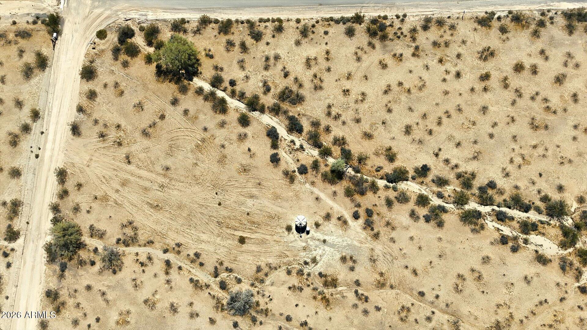 A PORTION OF THE NORTH HALF OF THE NORTHEAST QUART - Land